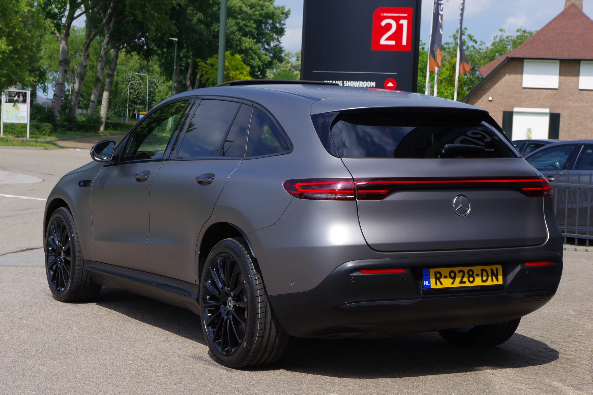 Hoofdafbeelding Mercedes-Benz EQC