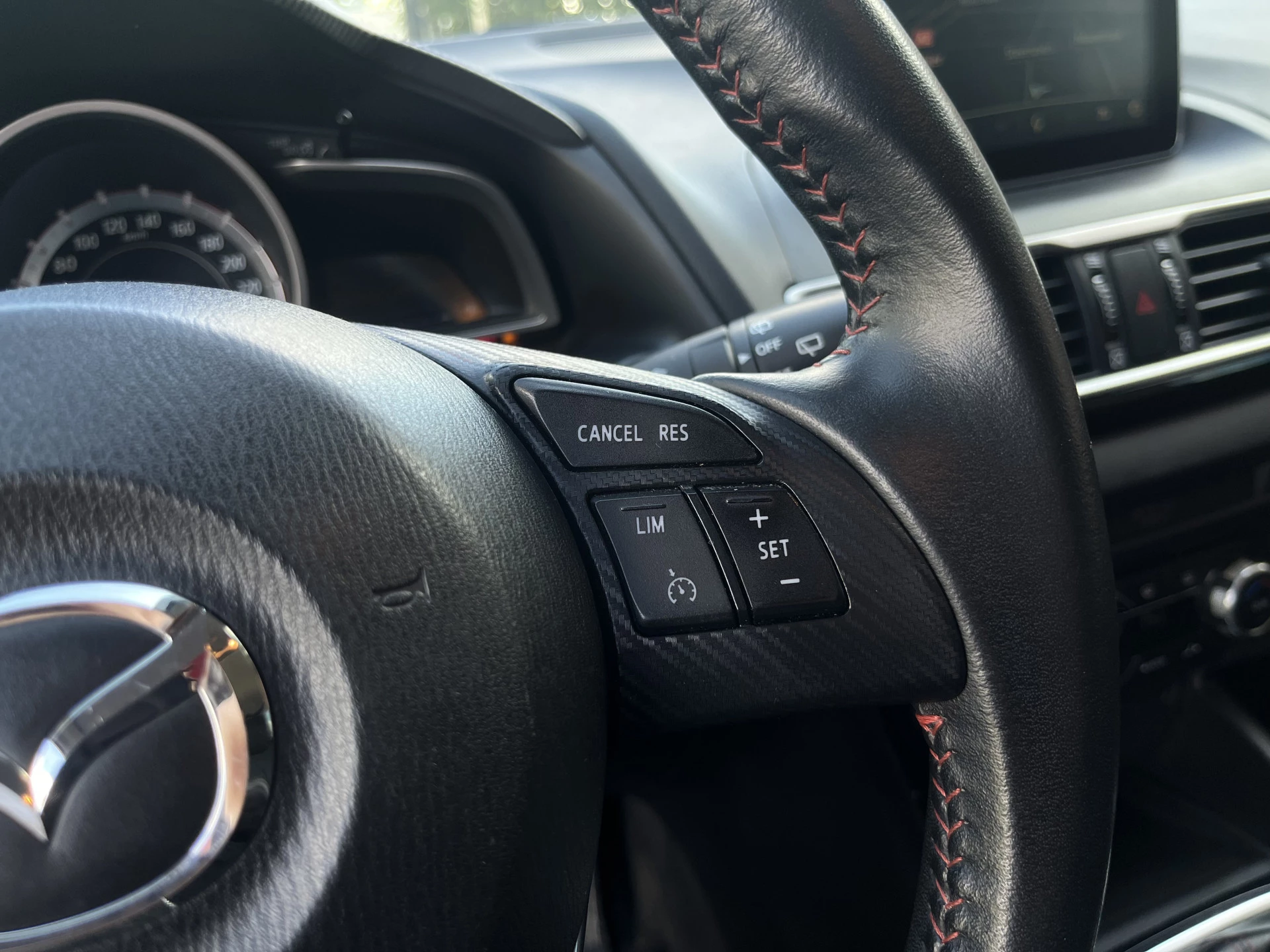 Hoofdafbeelding Mazda 3