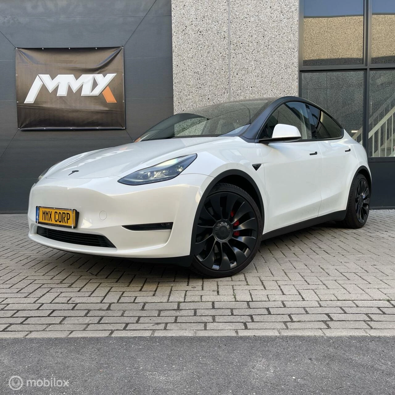 Hoofdafbeelding Tesla Model Y