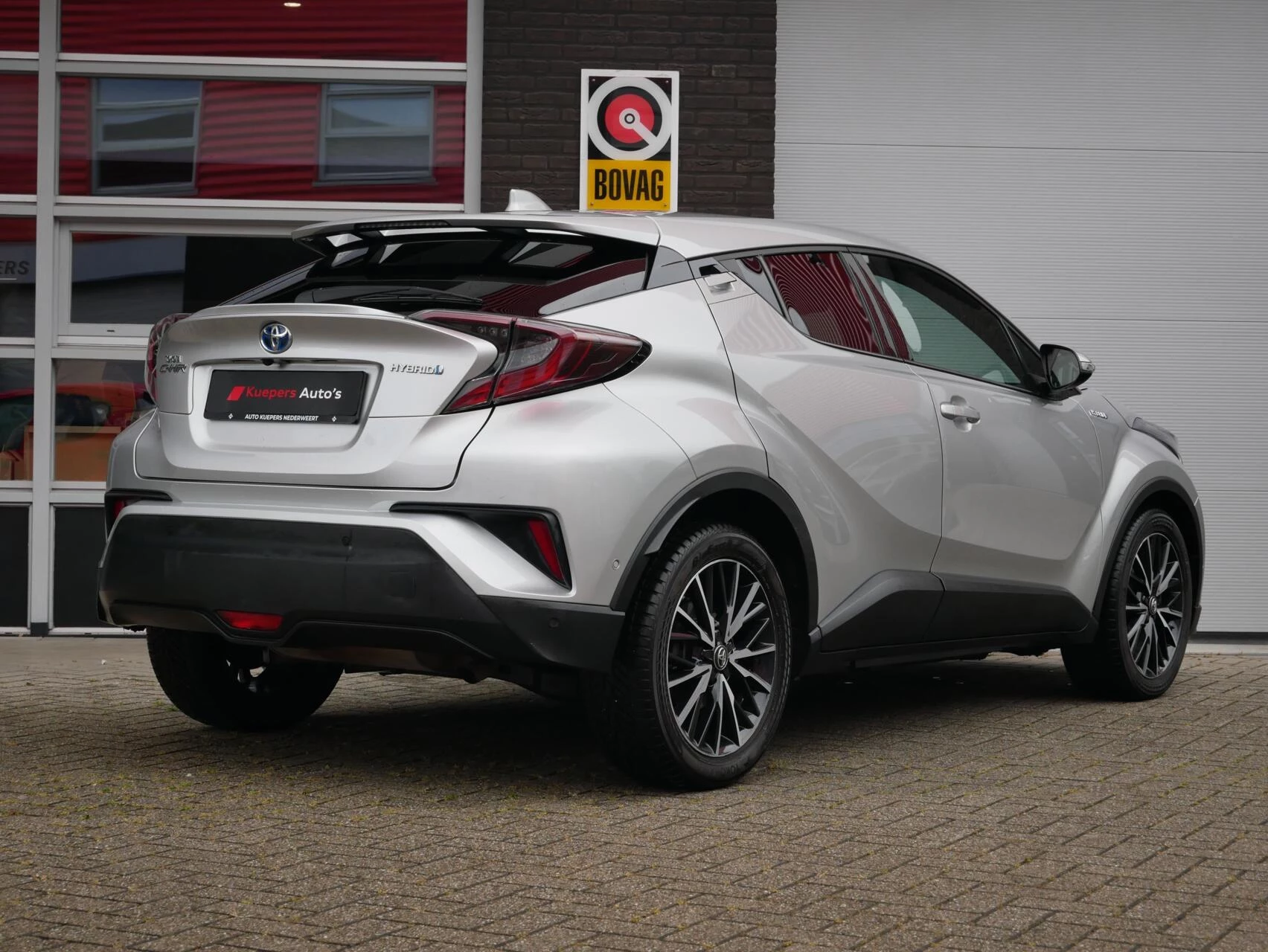 Hoofdafbeelding Toyota C-HR