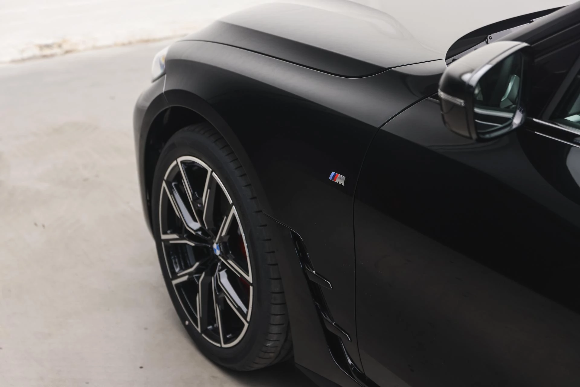 Hoofdafbeelding BMW i4
