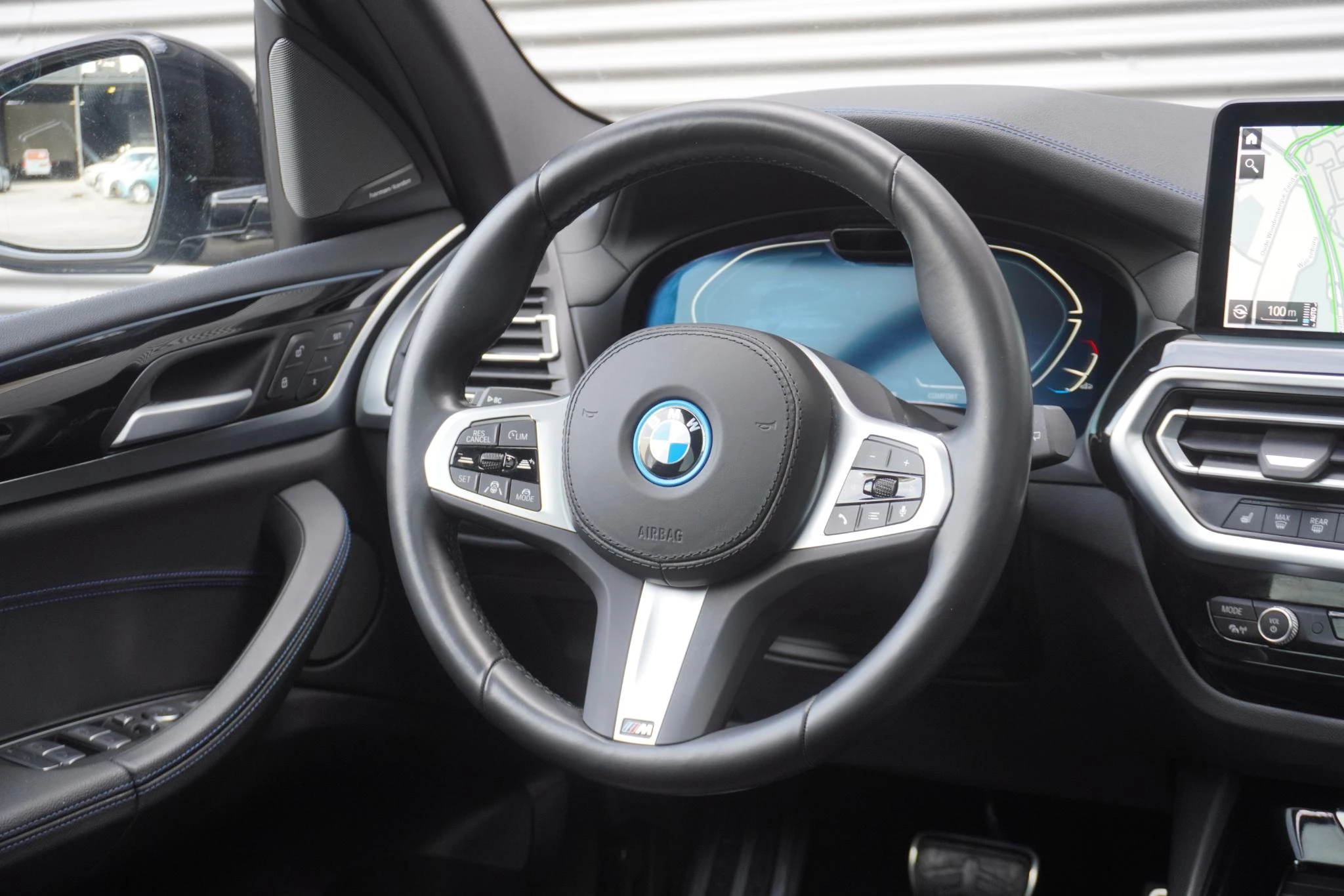 Hoofdafbeelding BMW iX3