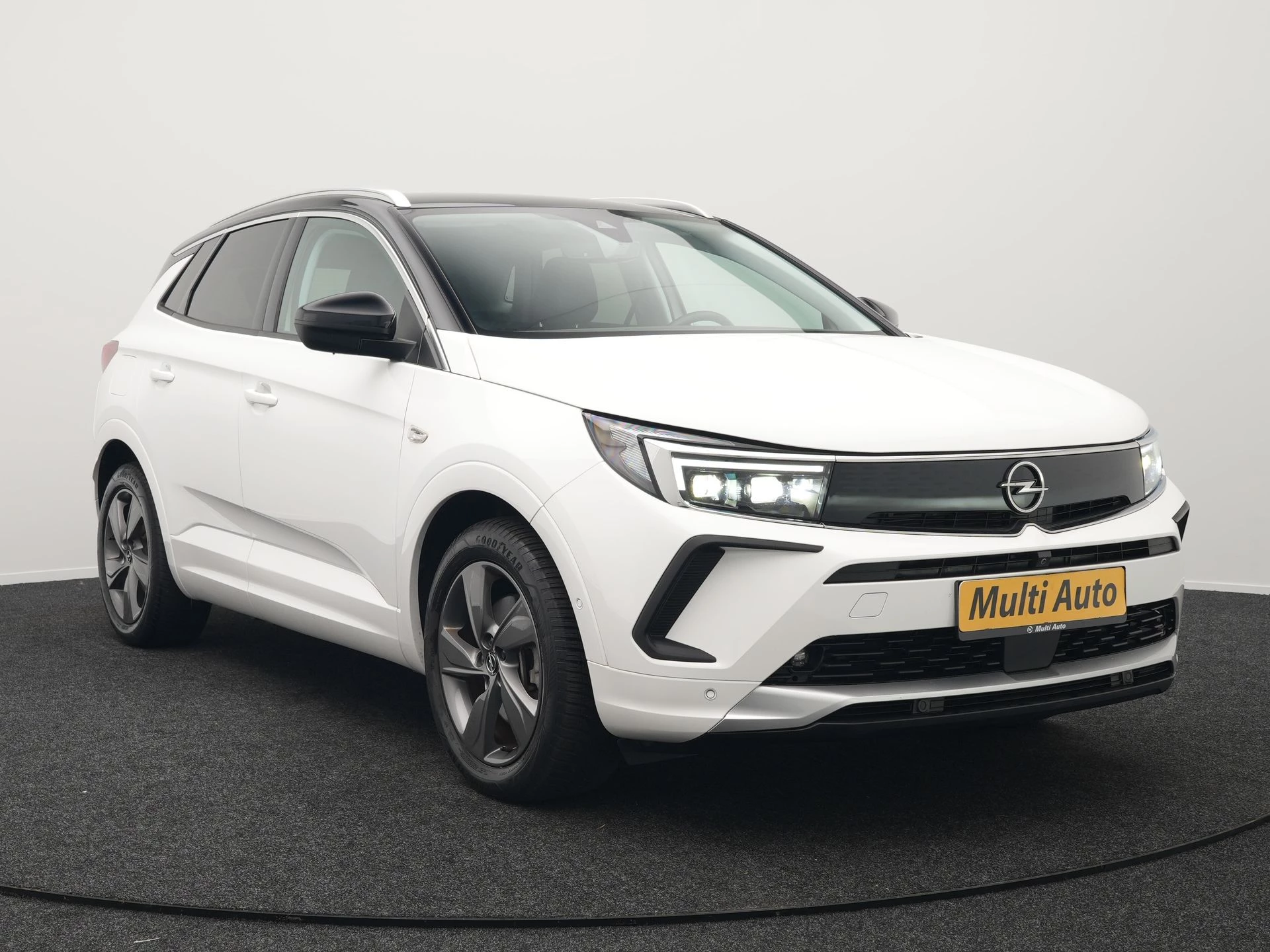 Hoofdafbeelding Opel Grandland