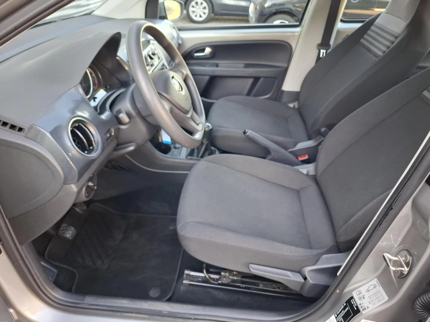 Hoofdafbeelding Volkswagen up!