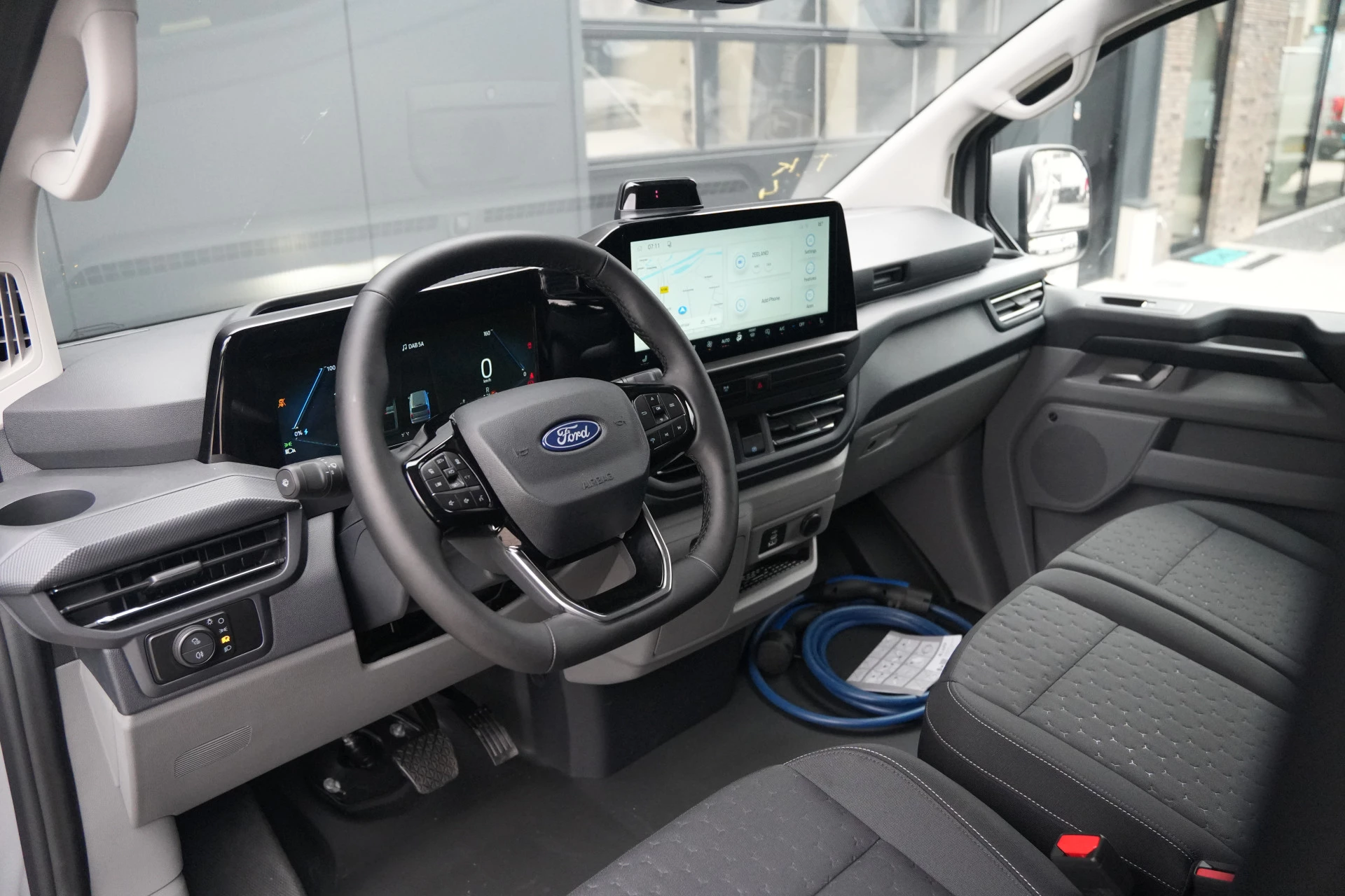 Hoofdafbeelding Ford E-Transit Custom