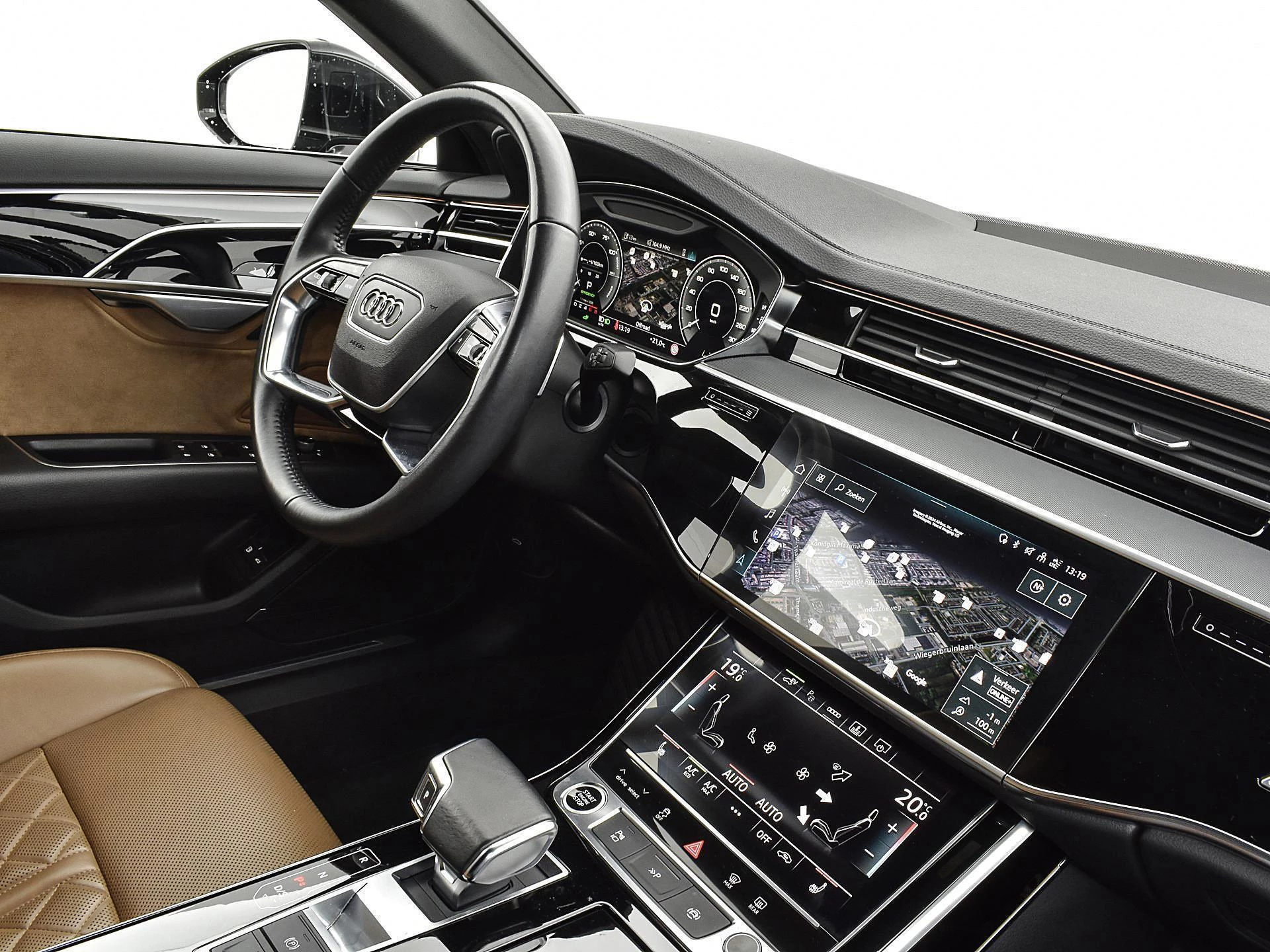 Hoofdafbeelding Audi A8