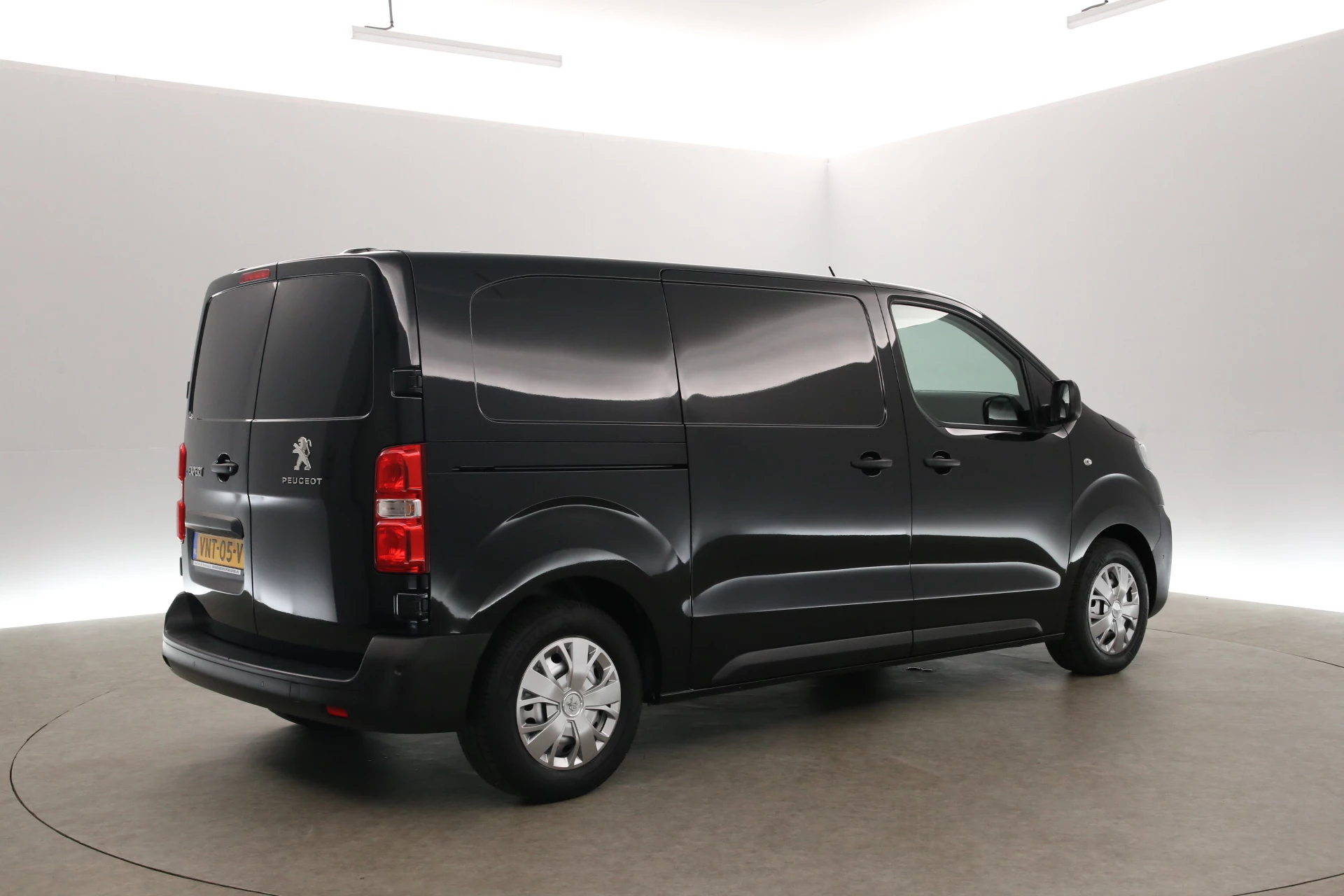 Hoofdafbeelding Peugeot e-Expert