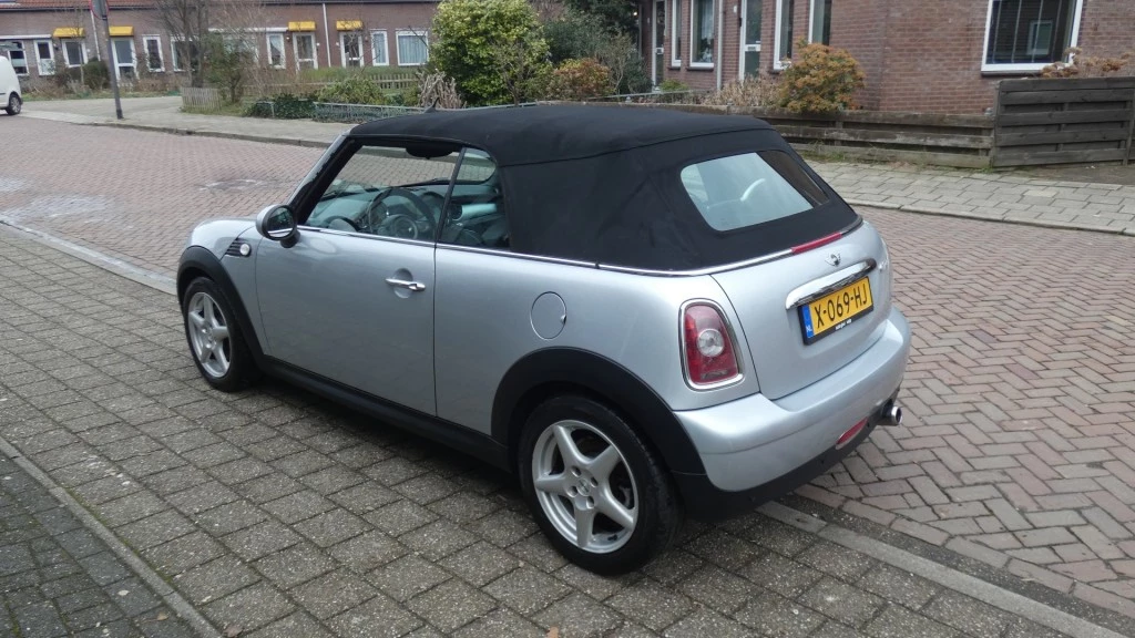 Hoofdafbeelding MINI Cabrio