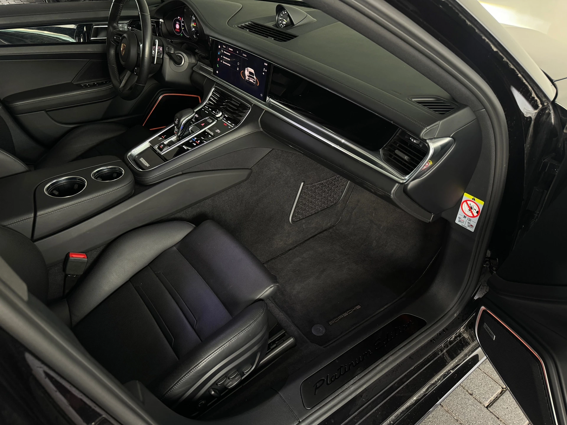 Hoofdafbeelding Porsche Panamera