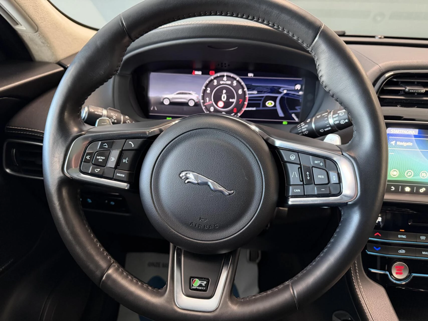 Hoofdafbeelding Jaguar F-PACE