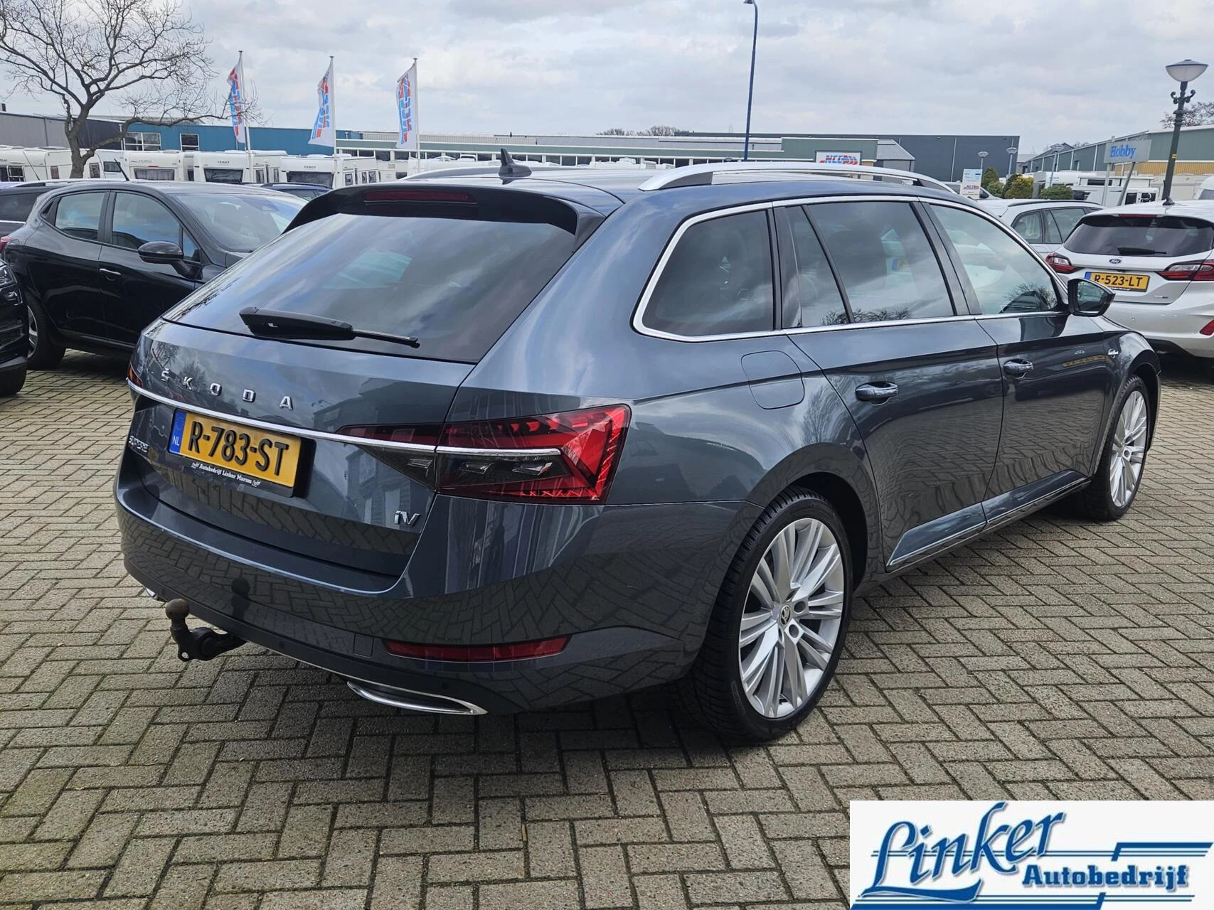 Hoofdafbeelding Škoda Superb