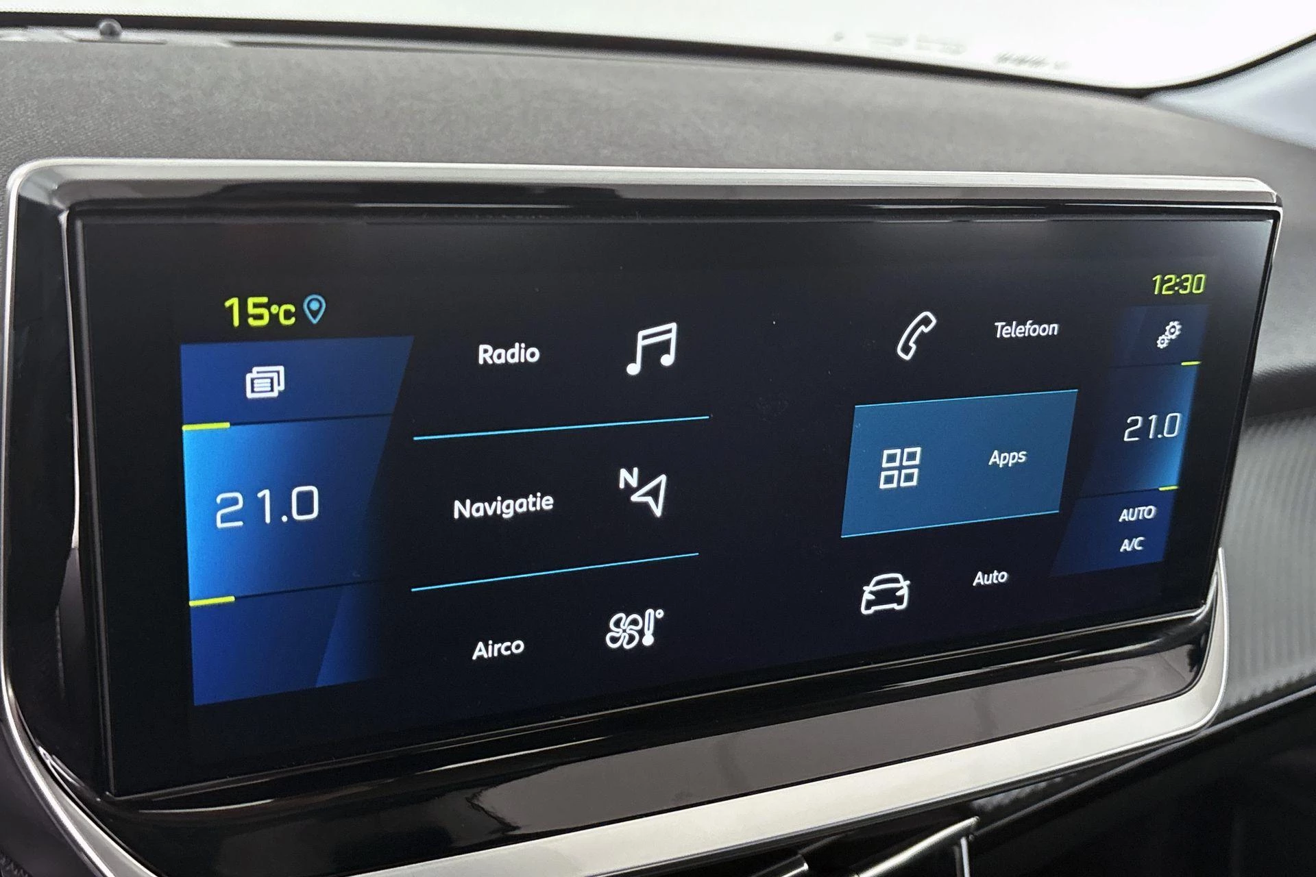 Hoofdafbeelding Peugeot e-208