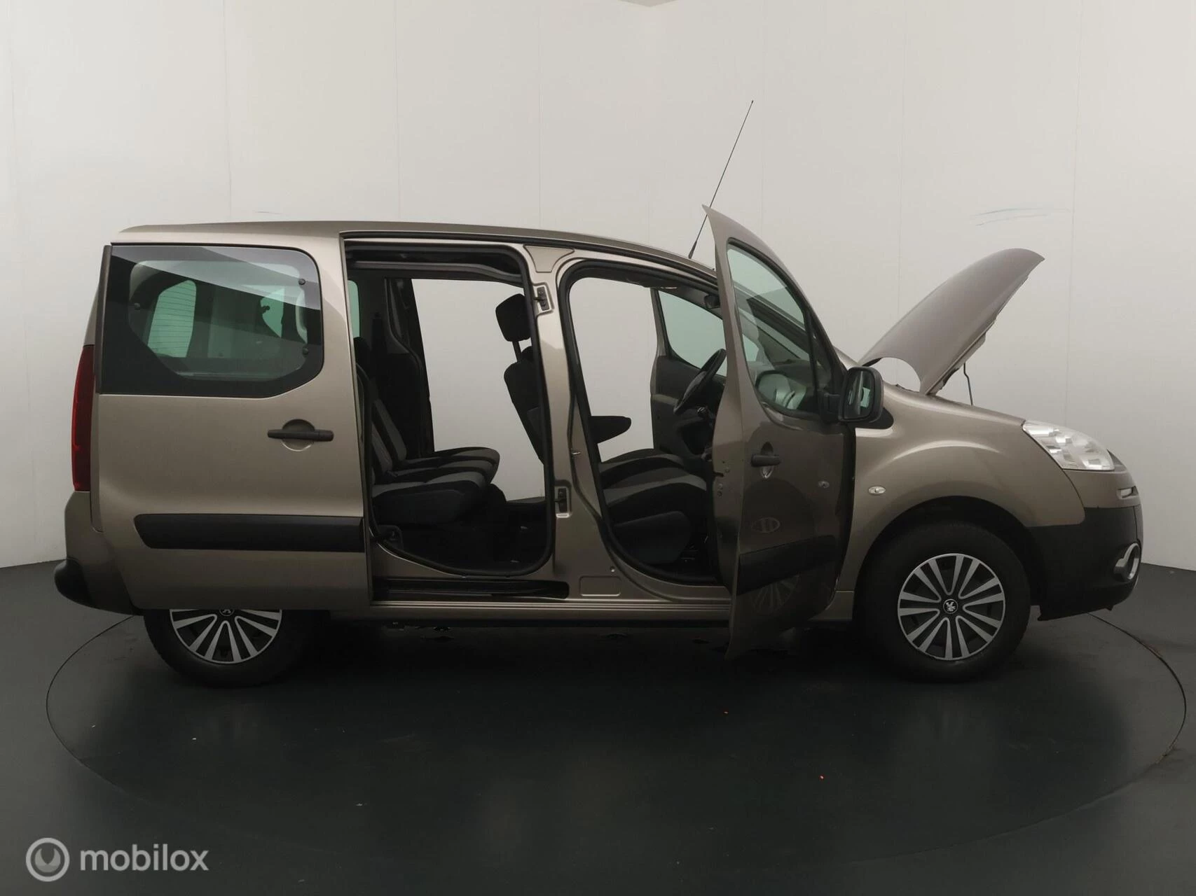 Hoofdafbeelding Peugeot Partner