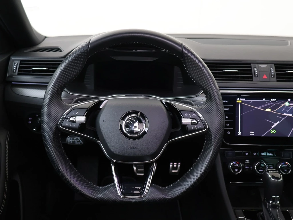 Hoofdafbeelding Škoda Superb