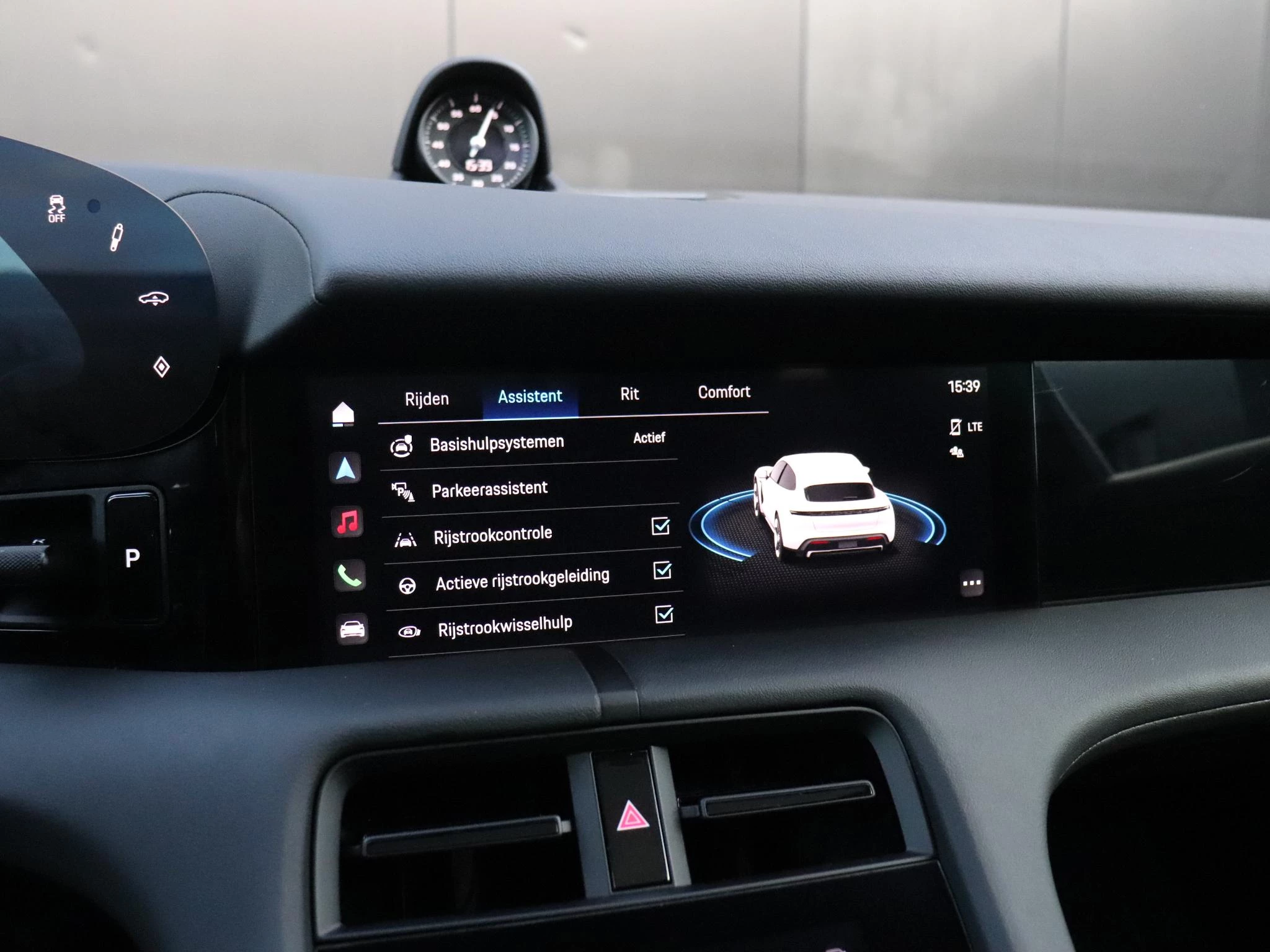 Hoofdafbeelding Porsche Taycan