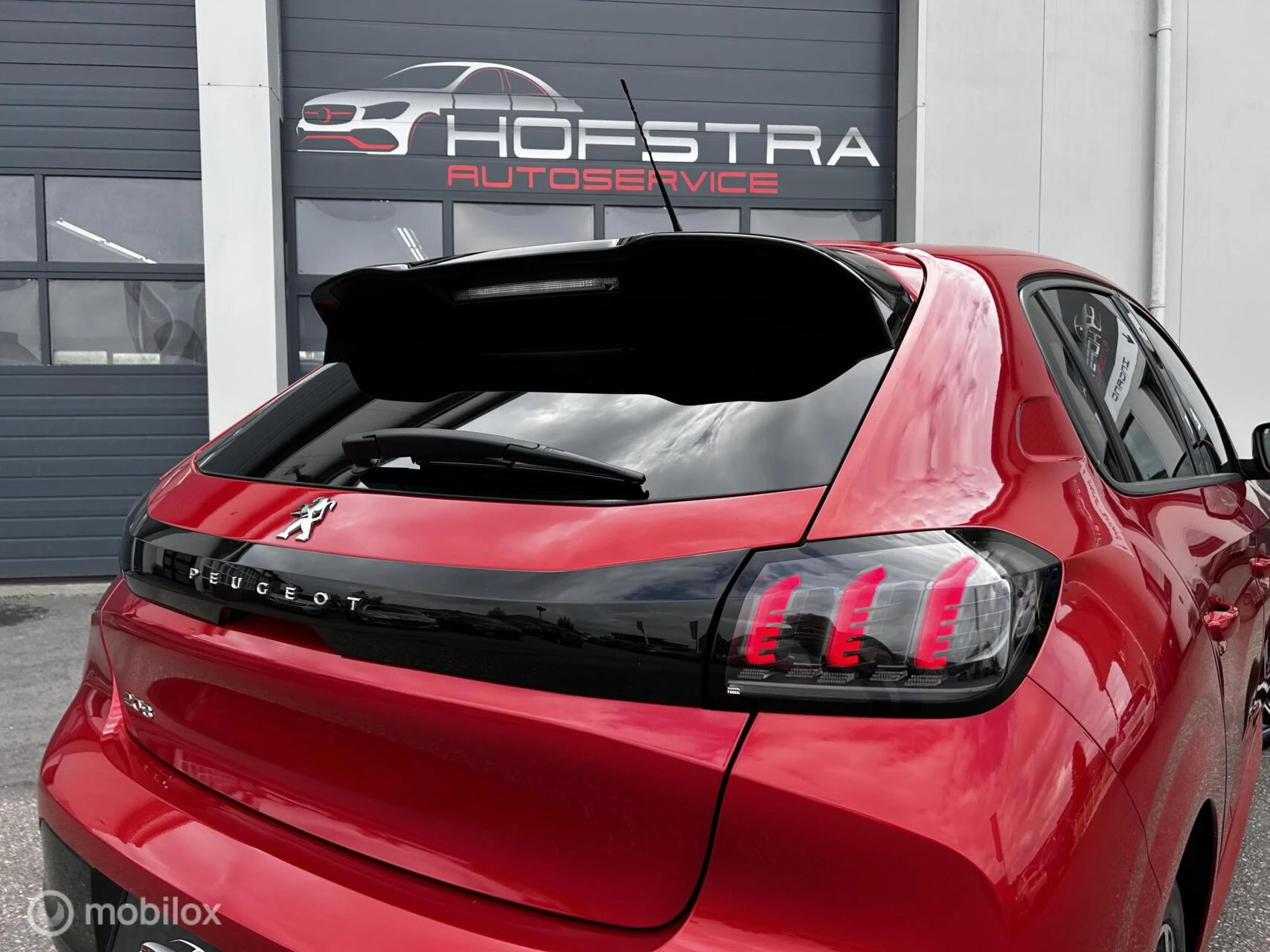 Hoofdafbeelding Peugeot 208