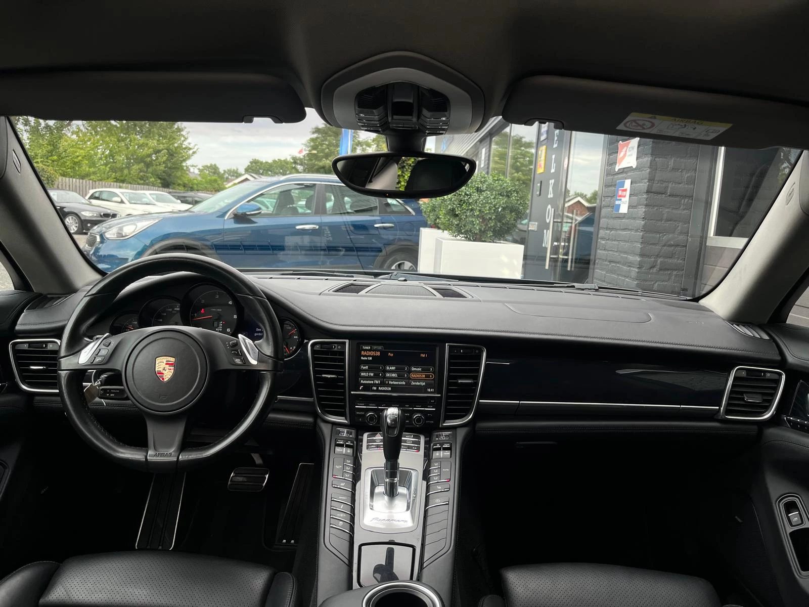 Hoofdafbeelding Porsche Panamera