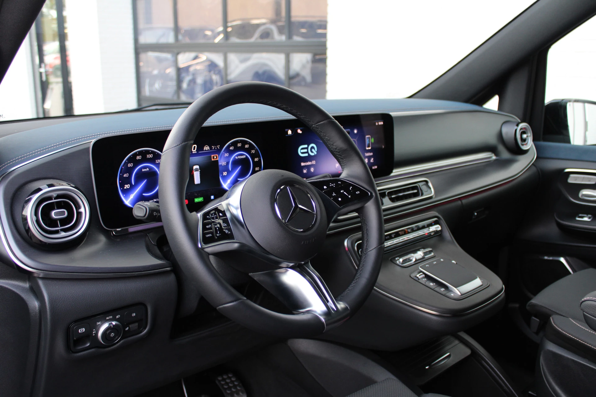 Hoofdafbeelding Mercedes-Benz EQV