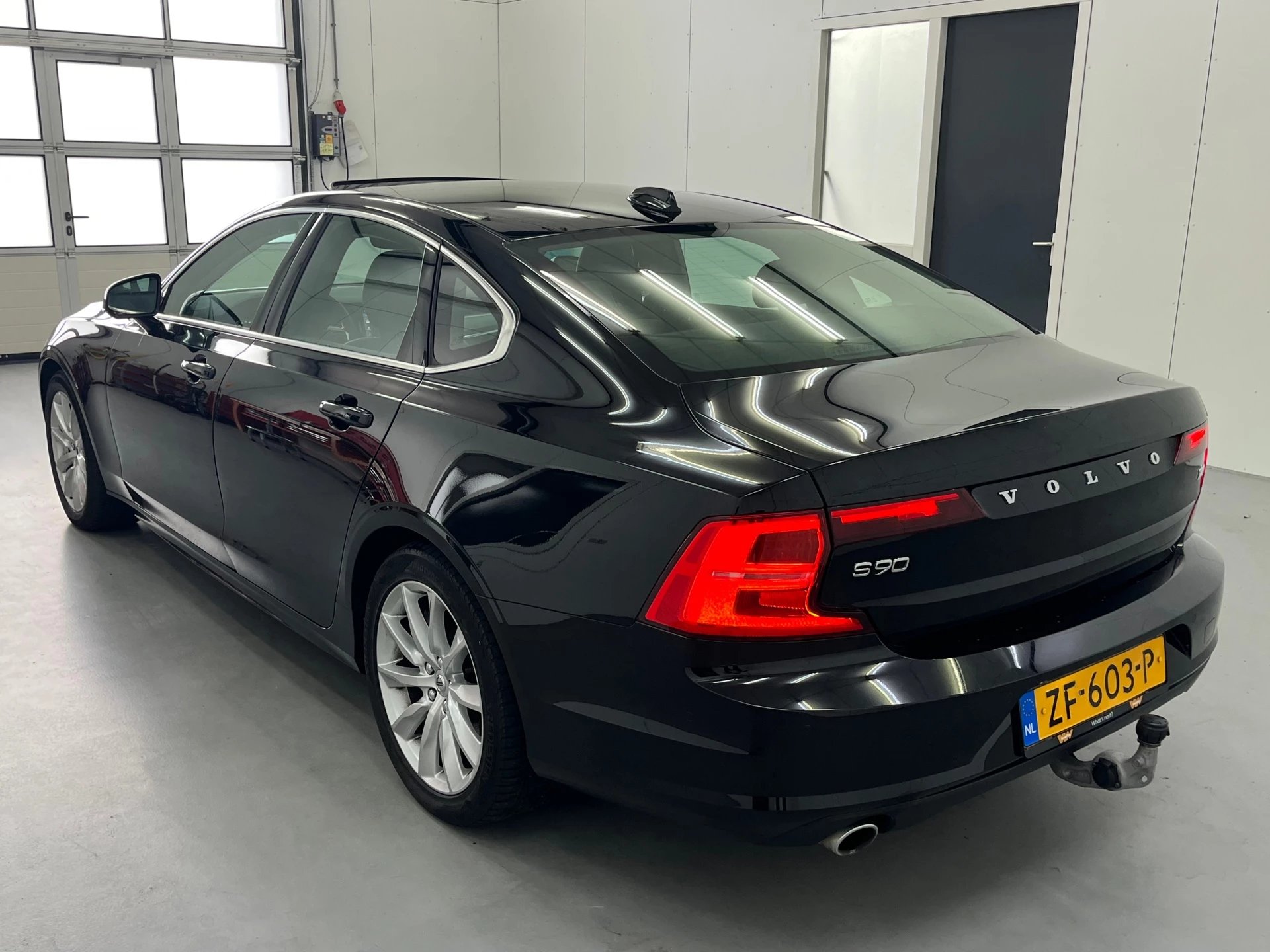 Hoofdafbeelding Volvo S90