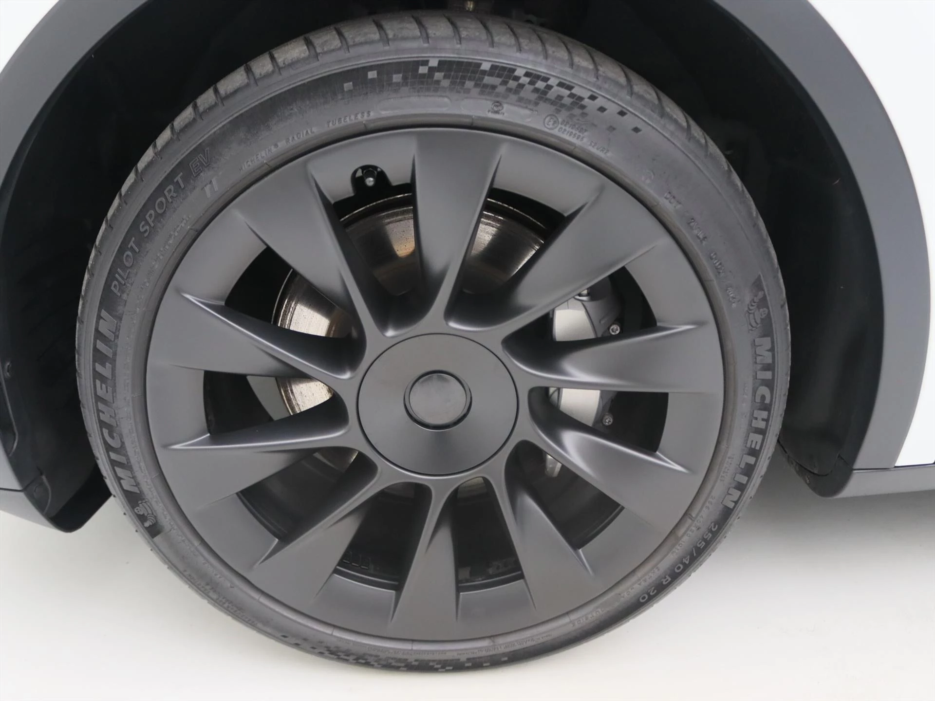 Hoofdafbeelding Tesla Model Y