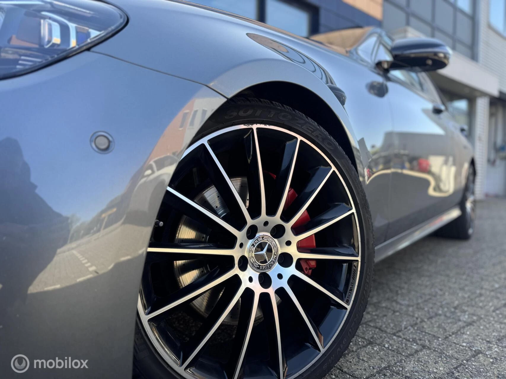 Hoofdafbeelding Mercedes-Benz E-Klasse