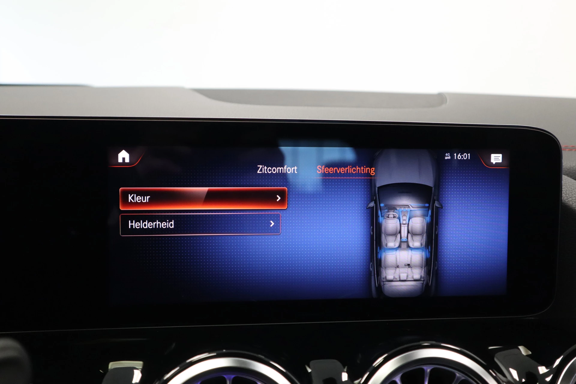 Hoofdafbeelding Mercedes-Benz EQA