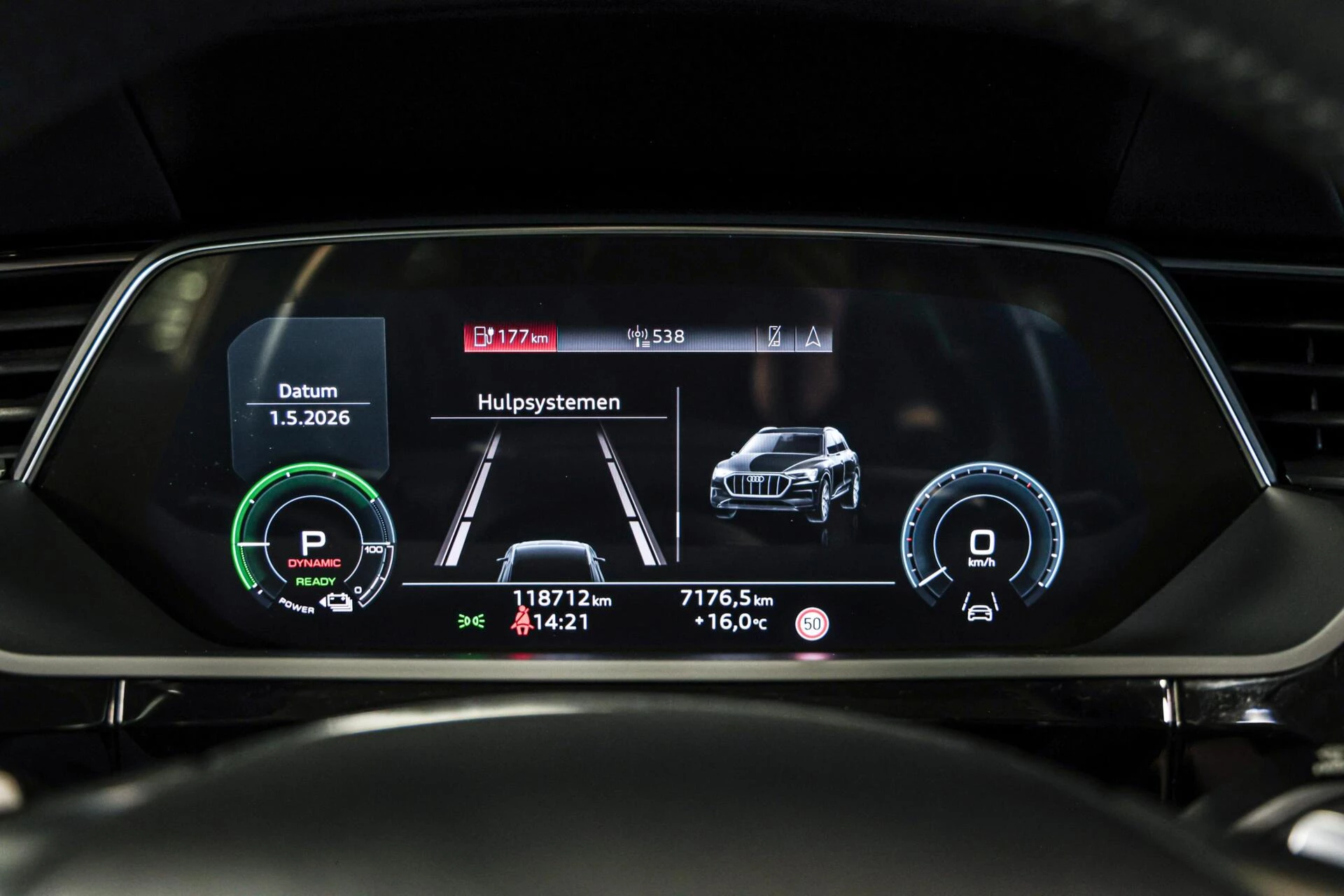 Hoofdafbeelding Audi e-tron