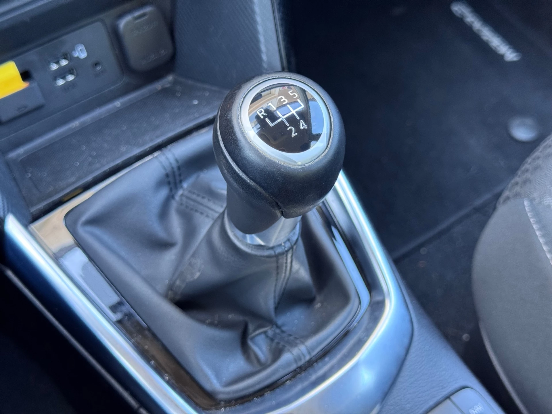 Hoofdafbeelding Mazda 2