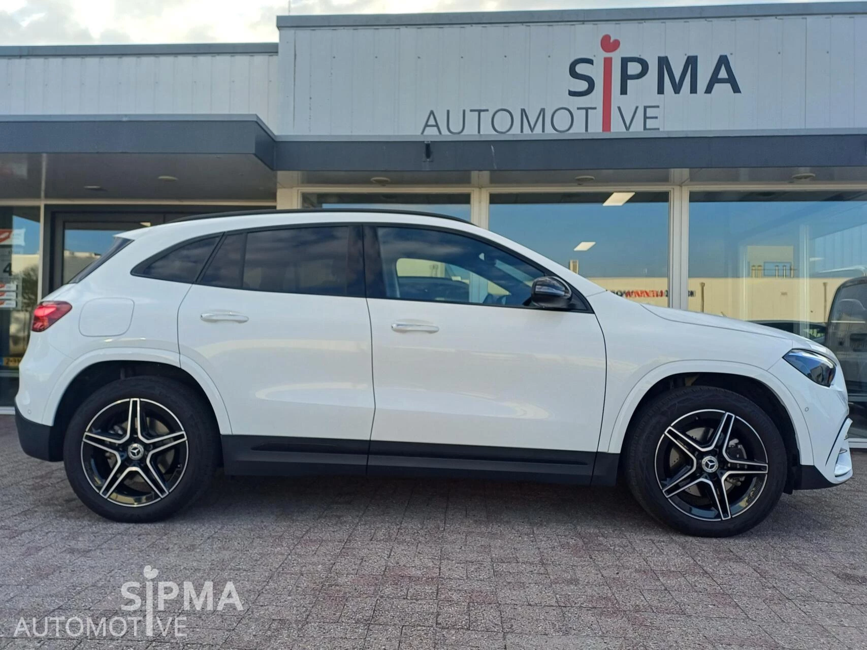Hoofdafbeelding Mercedes-Benz GLA