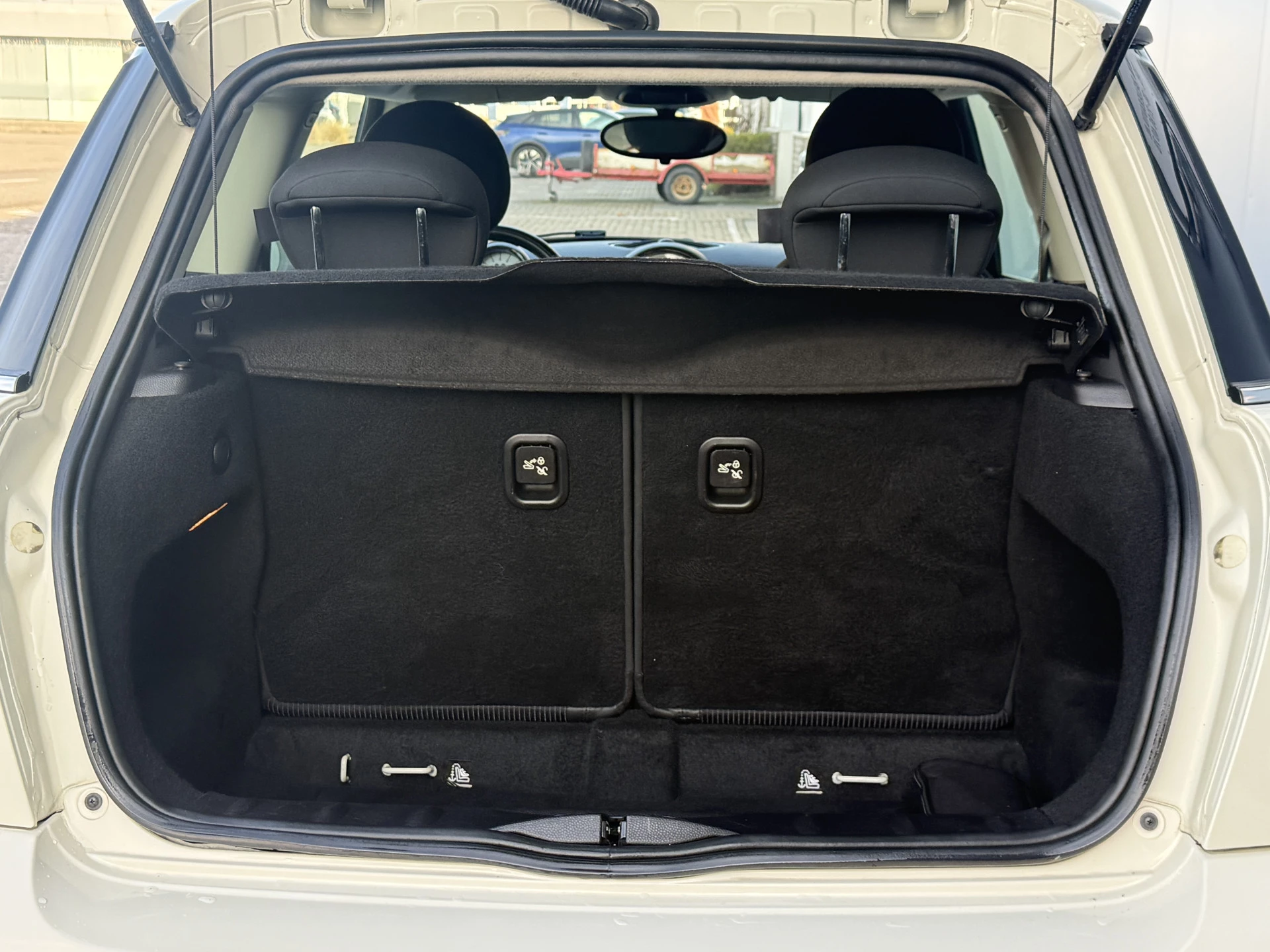 Hoofdafbeelding MINI One