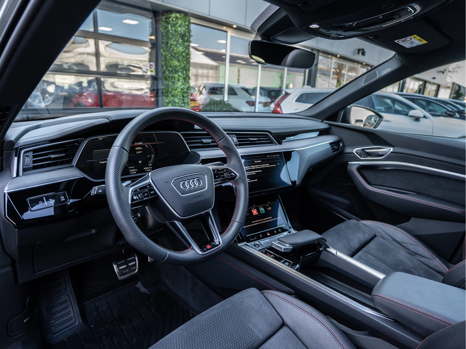 Hoofdafbeelding Audi Q8 Sportback e-tron