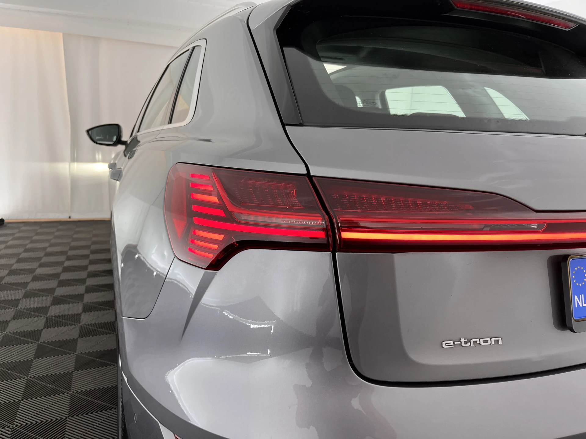 Hoofdafbeelding Audi e-tron