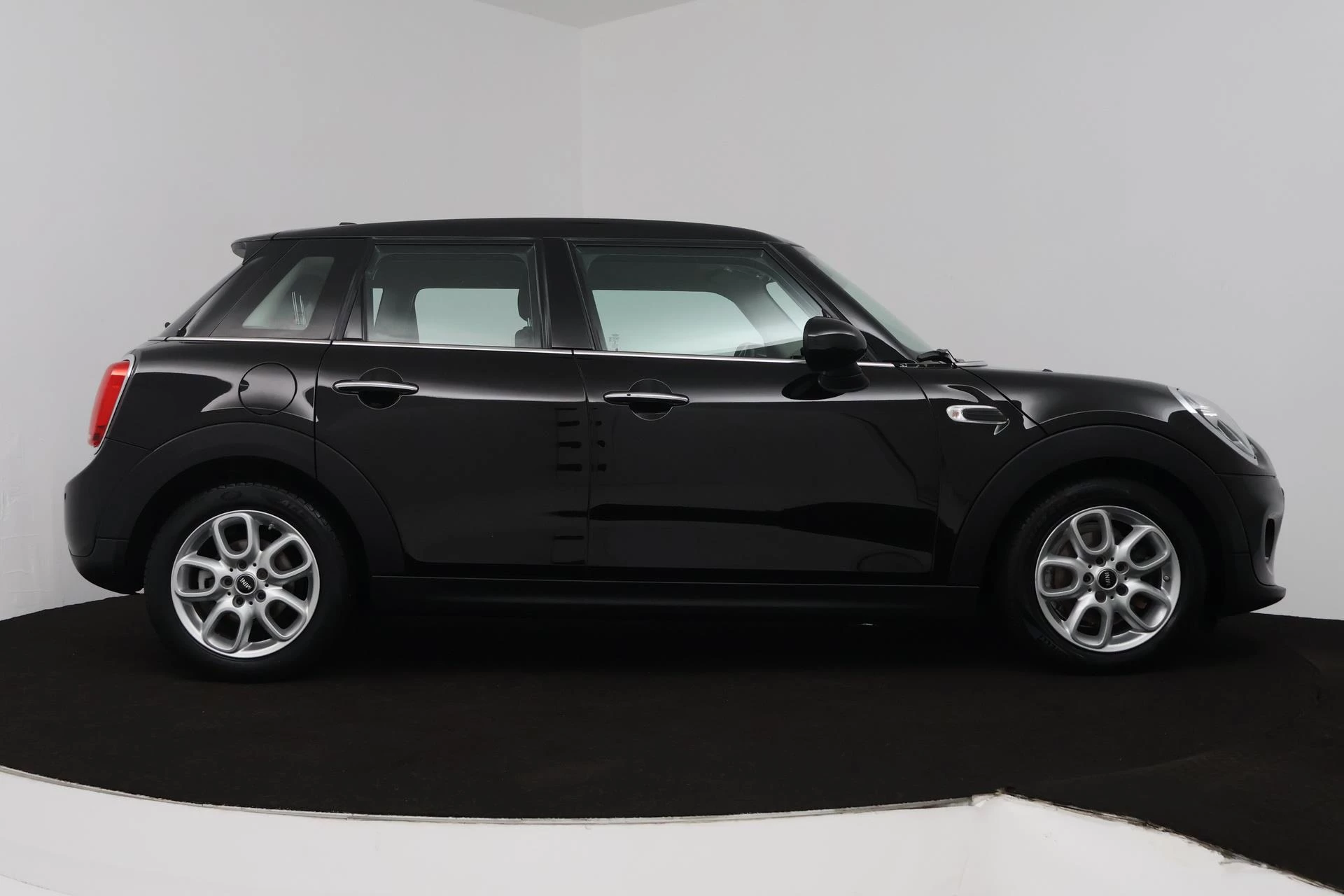 Hoofdafbeelding MINI One