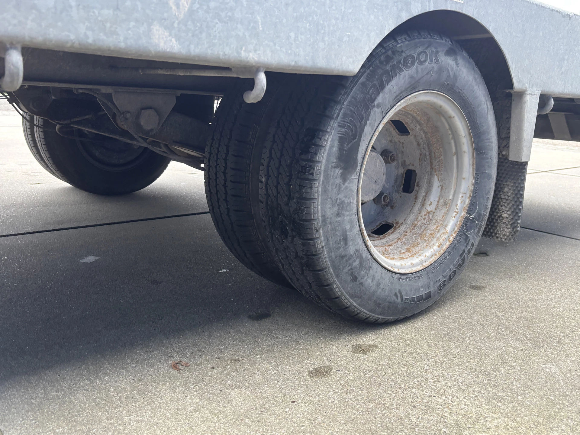 Hoofdafbeelding Iveco 40C18 3.0 180 PK Automaat Be Trekker + Veldhuizen P45-1 2019 Semi Dieplader