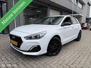 Hyundai i30 1.0 Benzine Black Edition Lag km's Nette staat