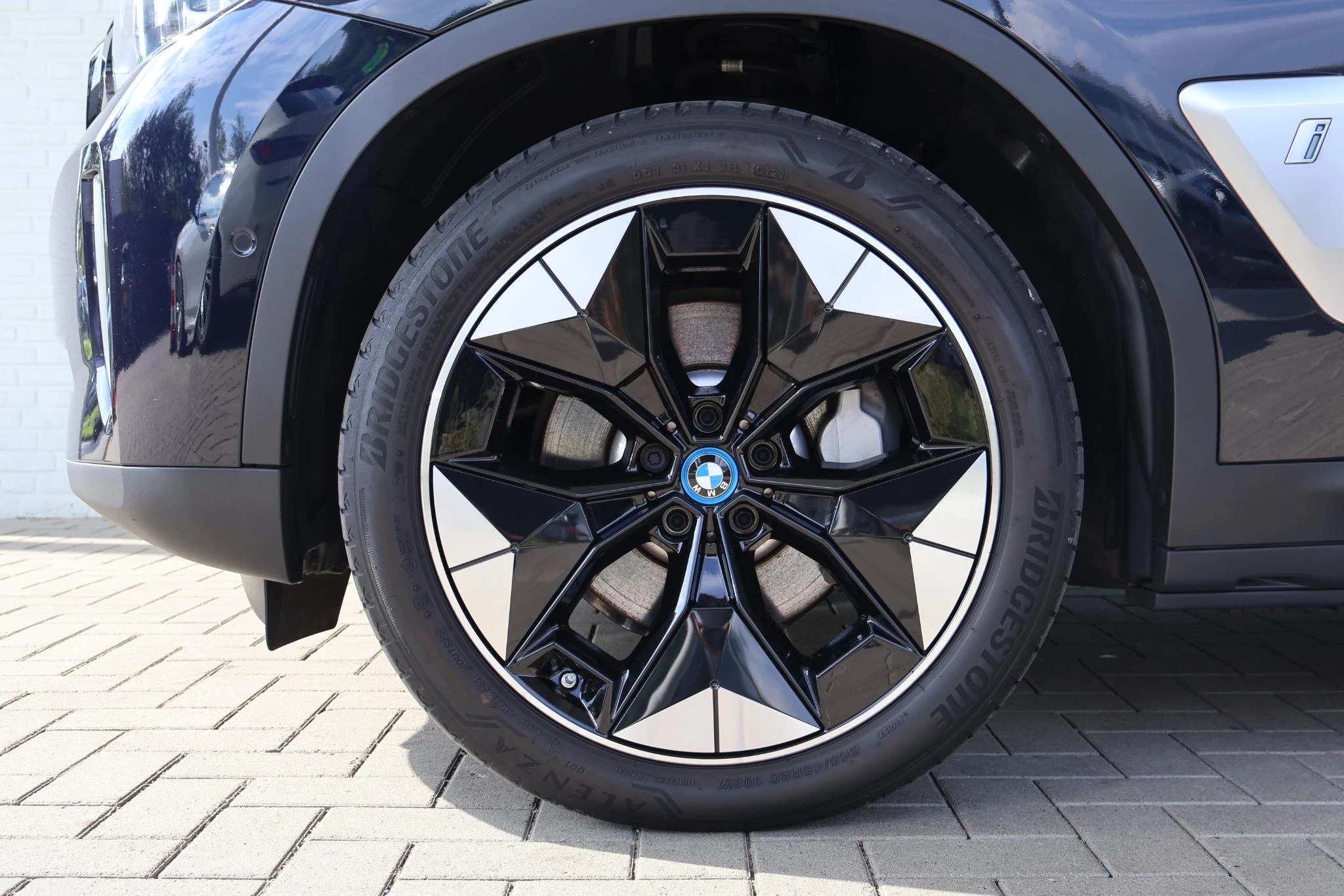 Hoofdafbeelding BMW iX3