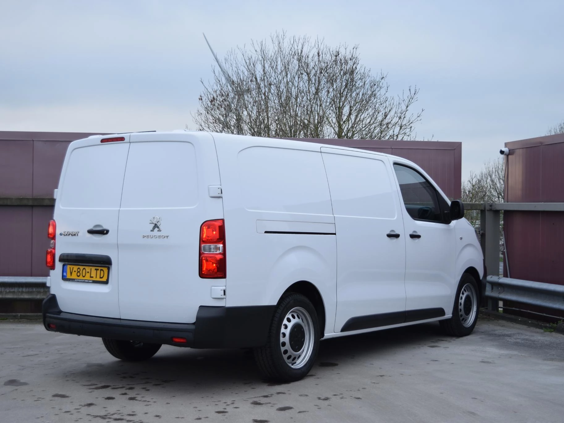 Hoofdafbeelding Peugeot e-Expert