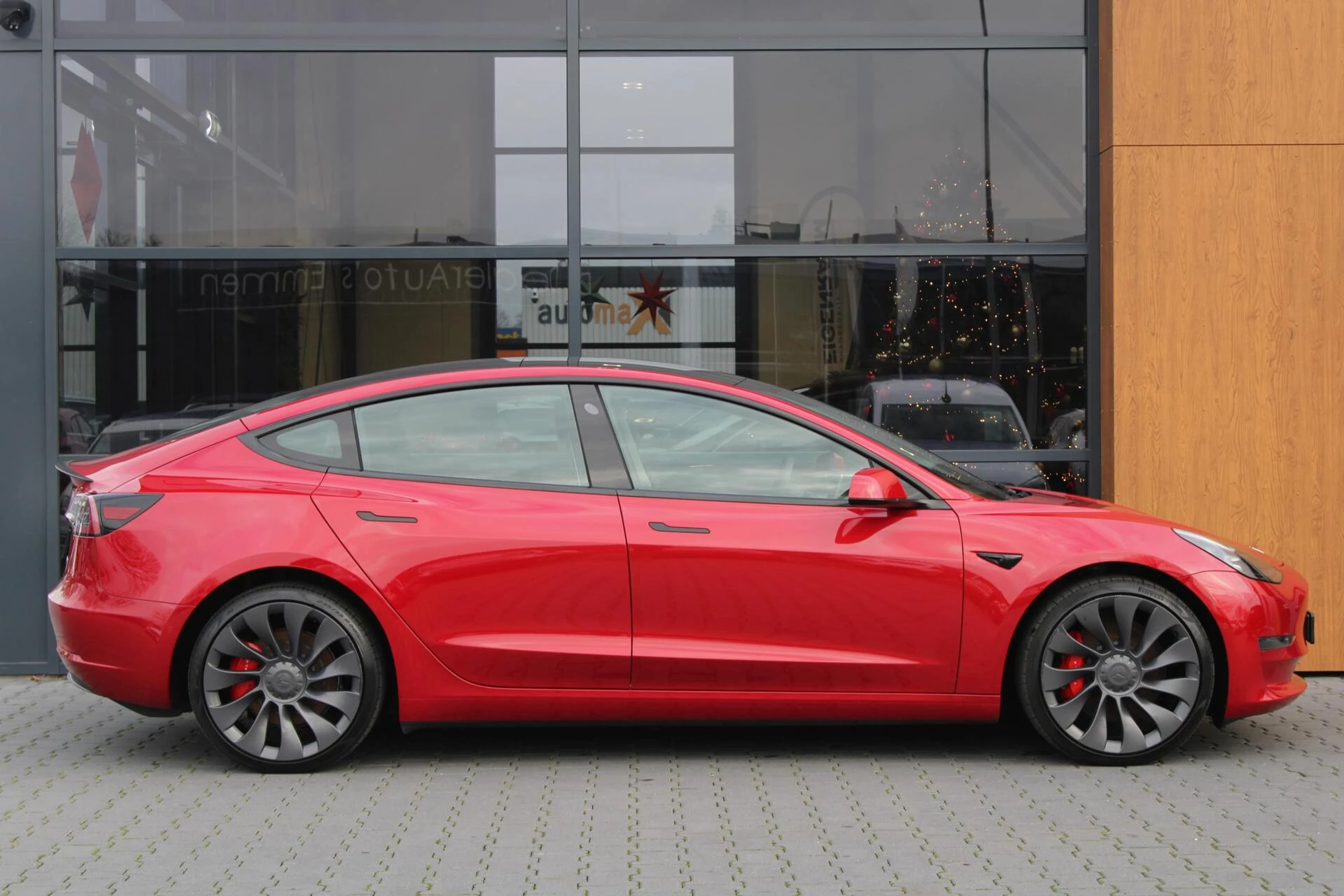Hoofdafbeelding Tesla Model 3