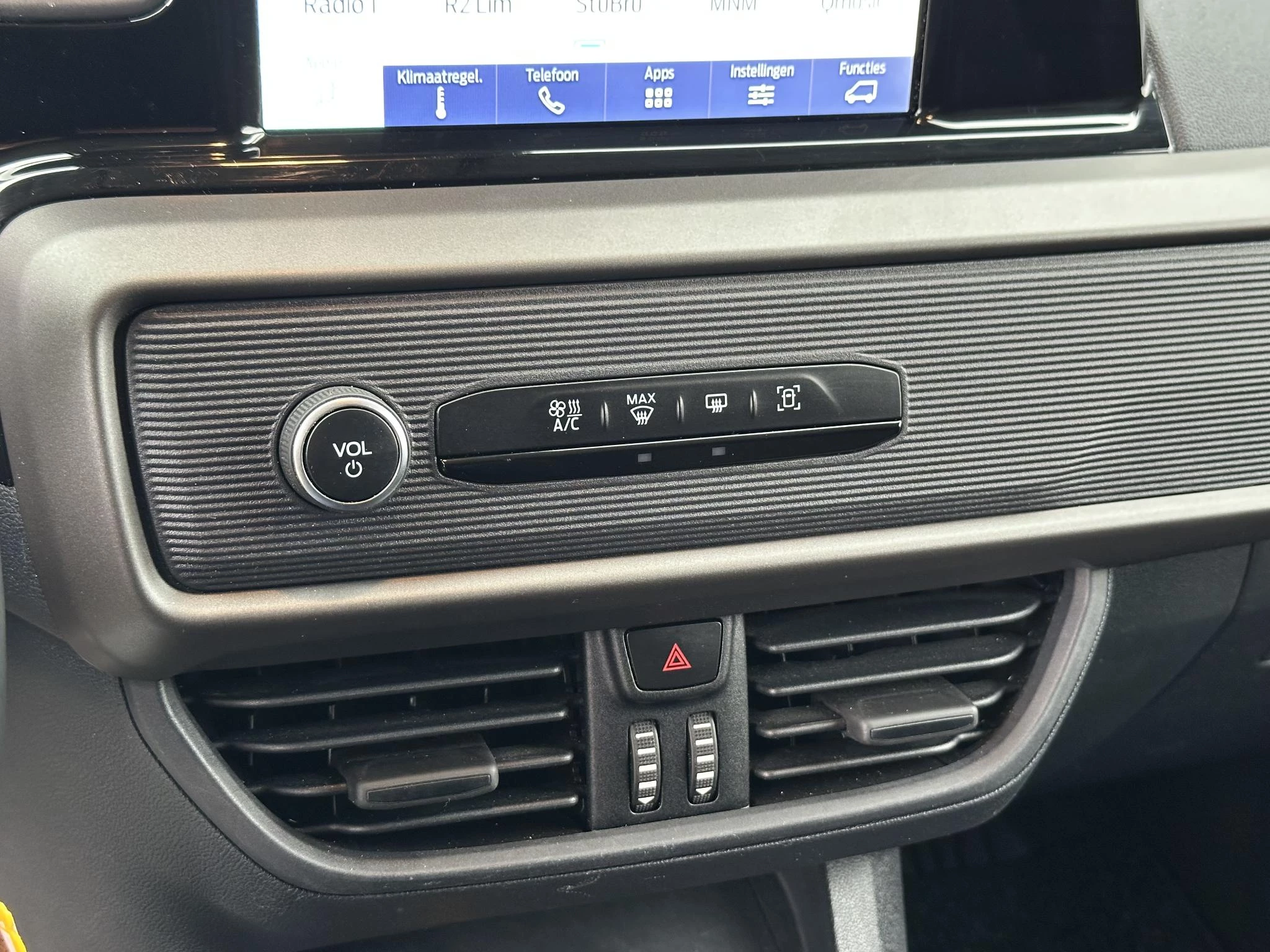 Hoofdafbeelding Ford Transit Courier