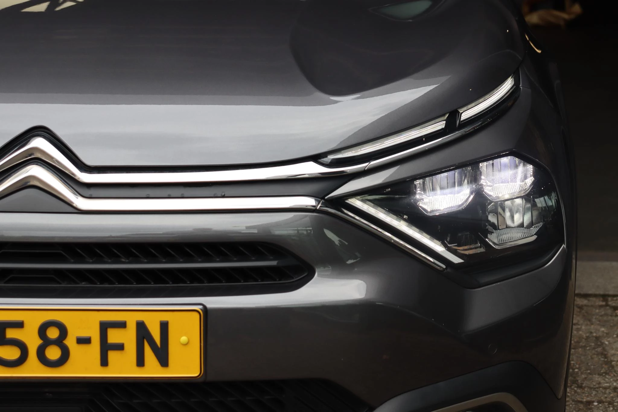 Hoofdafbeelding Citroën ë-C4