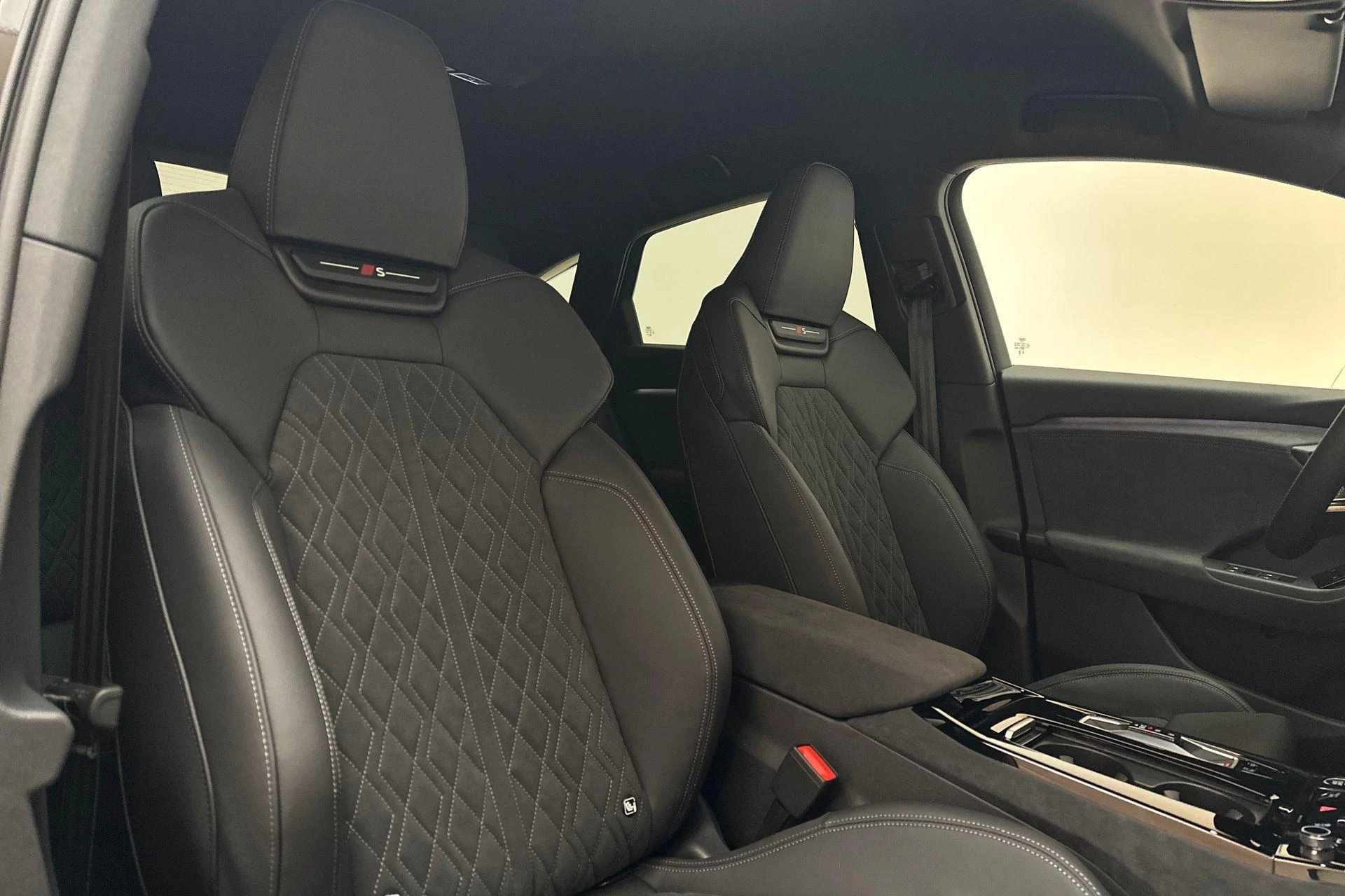 Hoofdafbeelding Audi Q6 e-tron