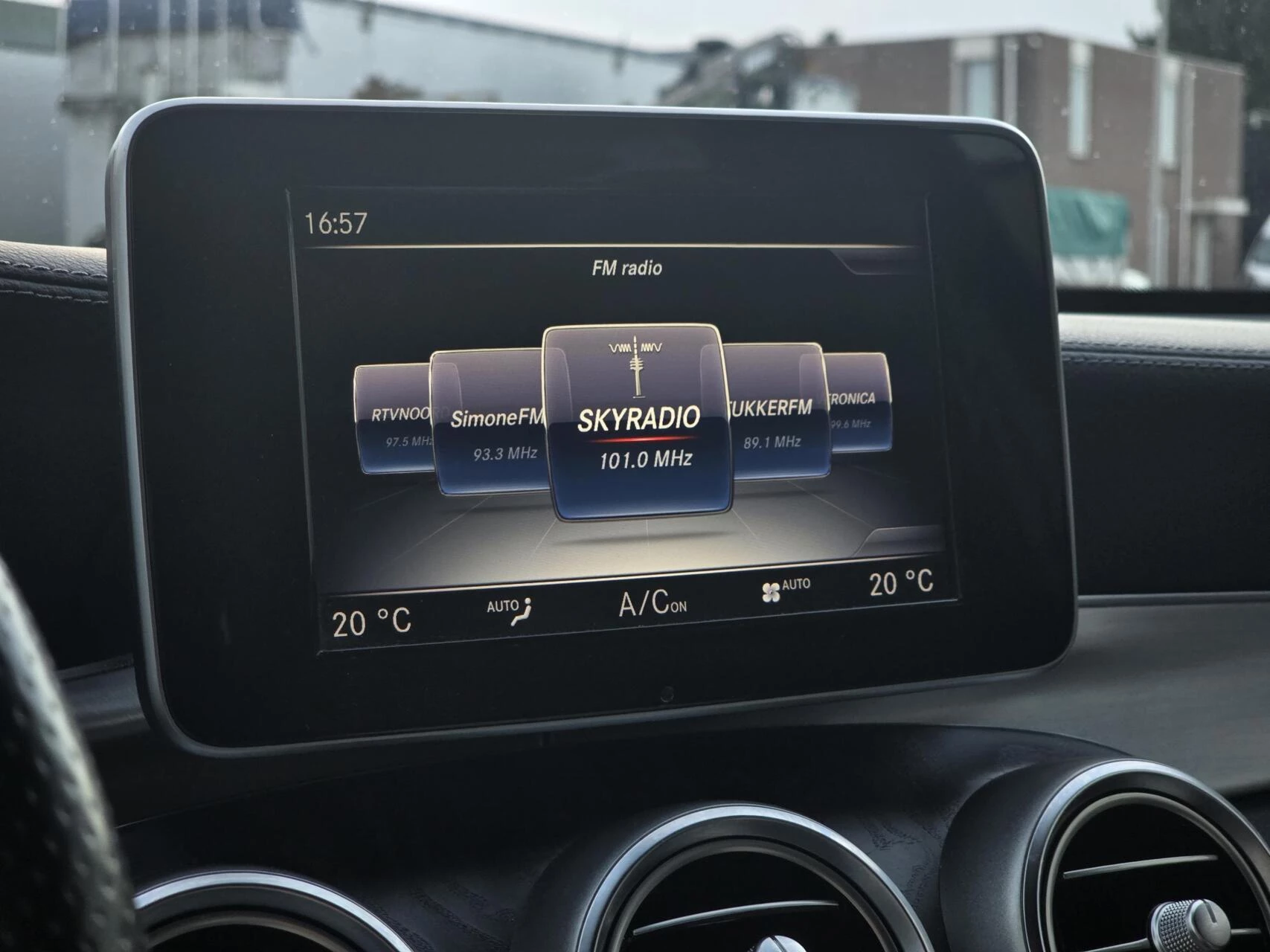 Hoofdafbeelding Mercedes-Benz GLC