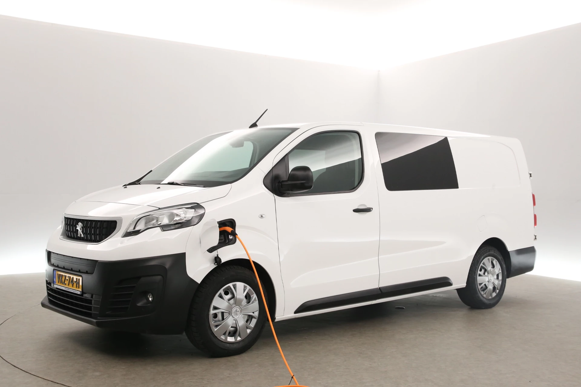 Hoofdafbeelding Peugeot e-Expert