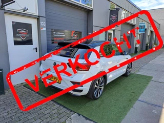 Hoofdafbeelding Volkswagen T-Roc Volkswagen T-Roc 1.5 TSI Sport Business 2x R-Line Nette Auto