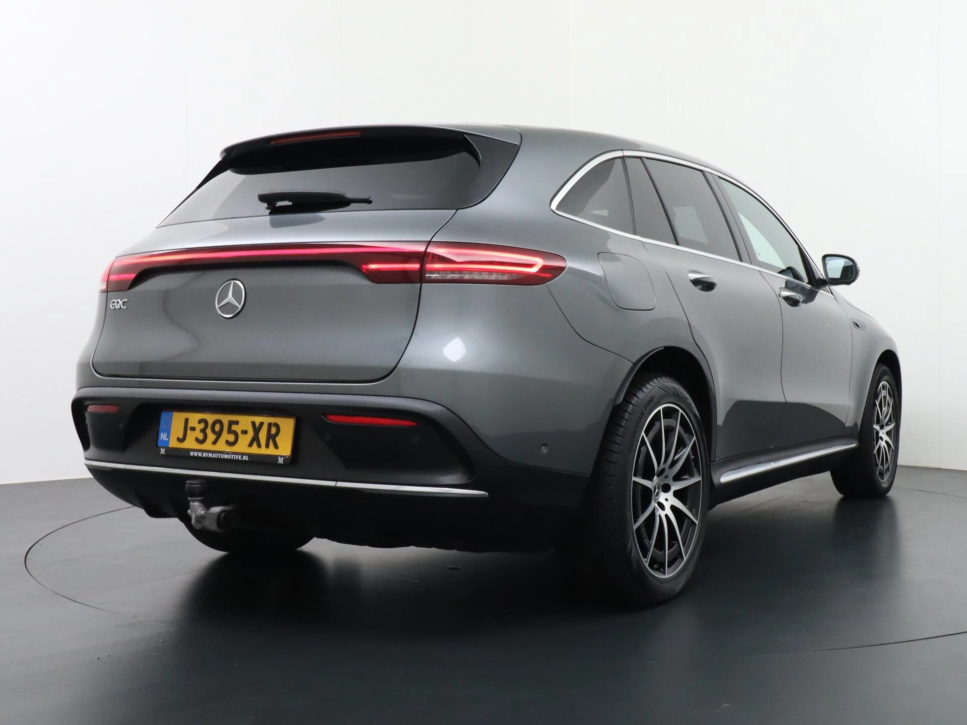 Hoofdafbeelding Mercedes-Benz EQC