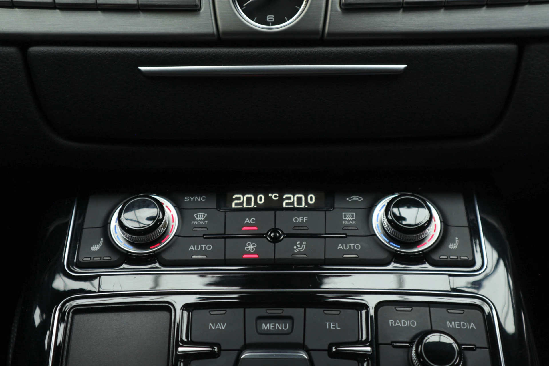 Hoofdafbeelding Audi A8