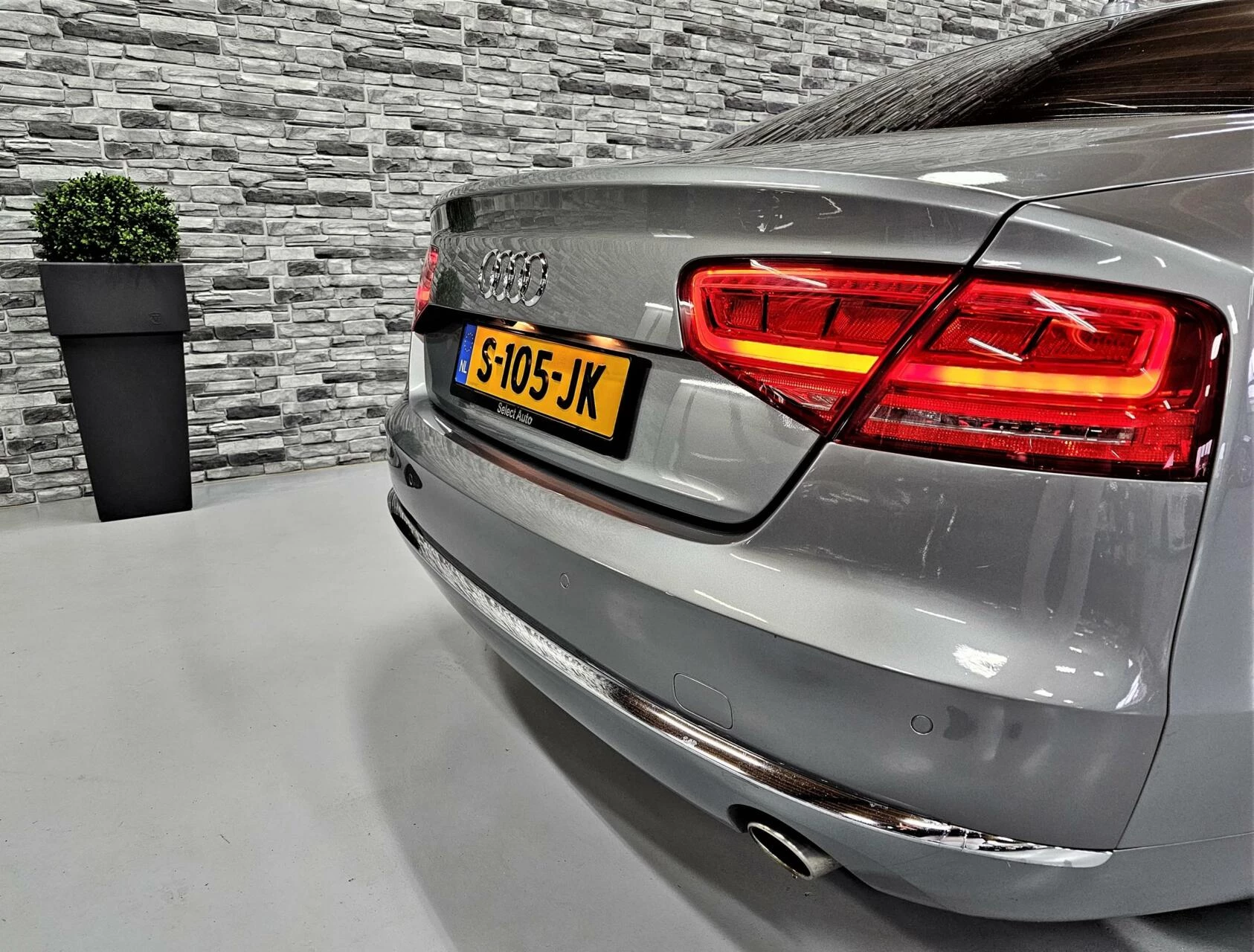 Hoofdafbeelding Audi A8