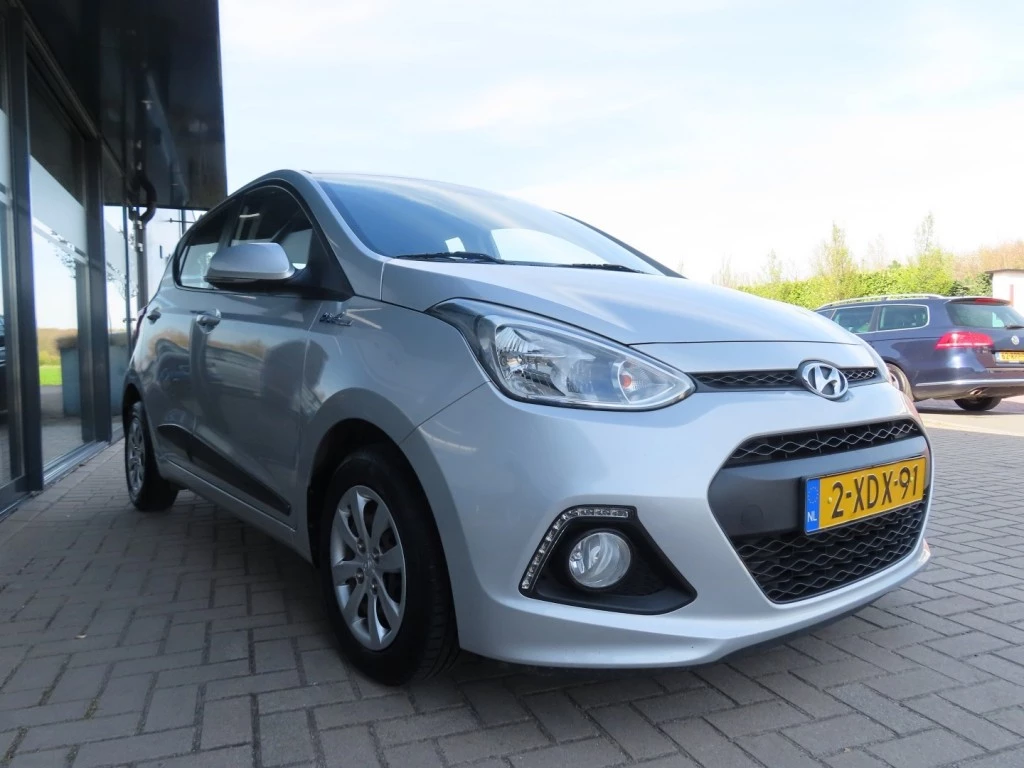 Hoofdafbeelding Hyundai i10