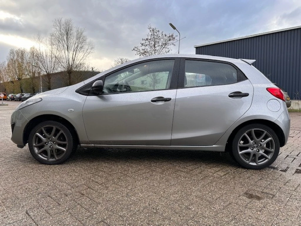 Hoofdafbeelding Mazda 2