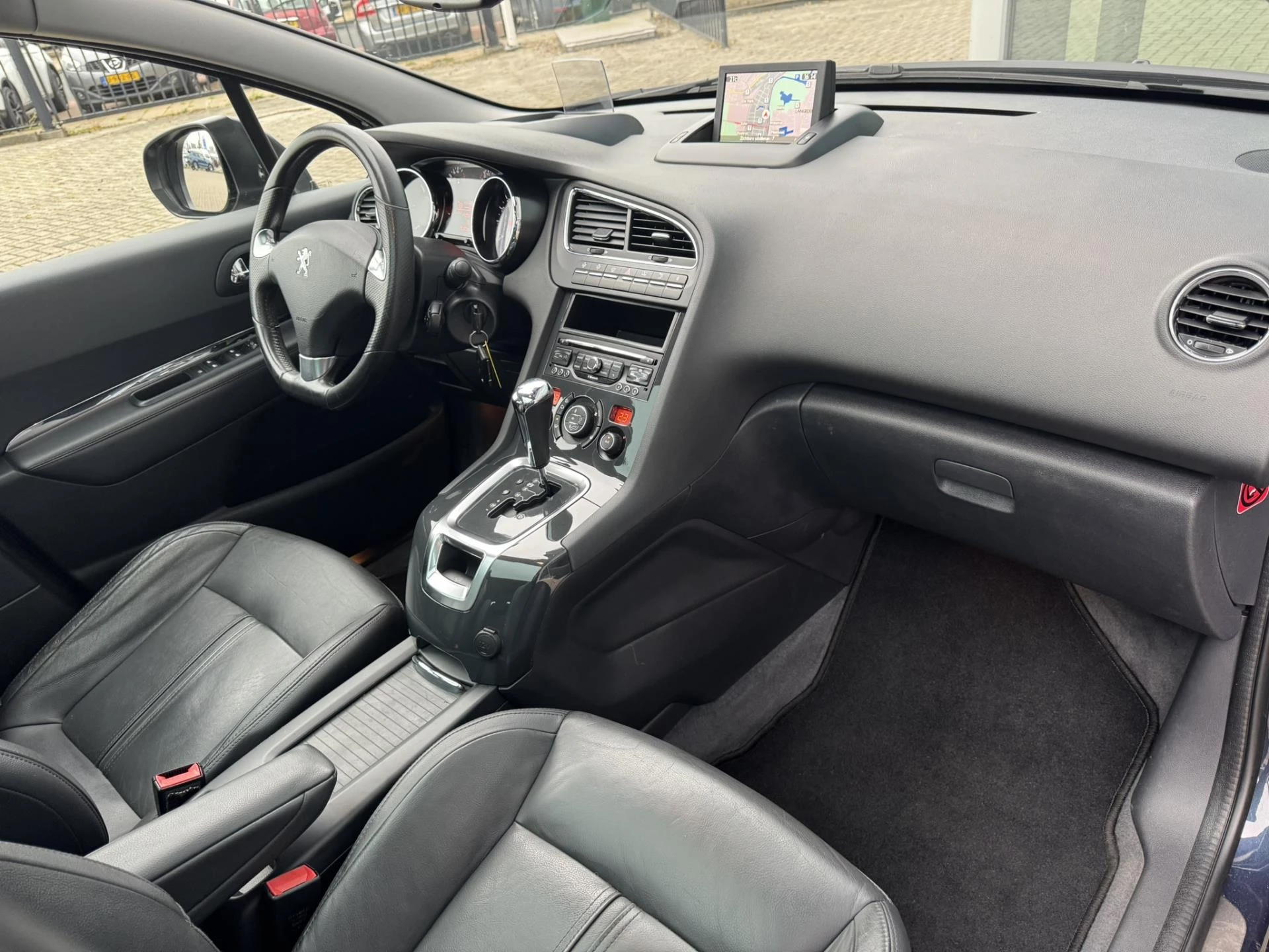 Hoofdafbeelding Peugeot 5008